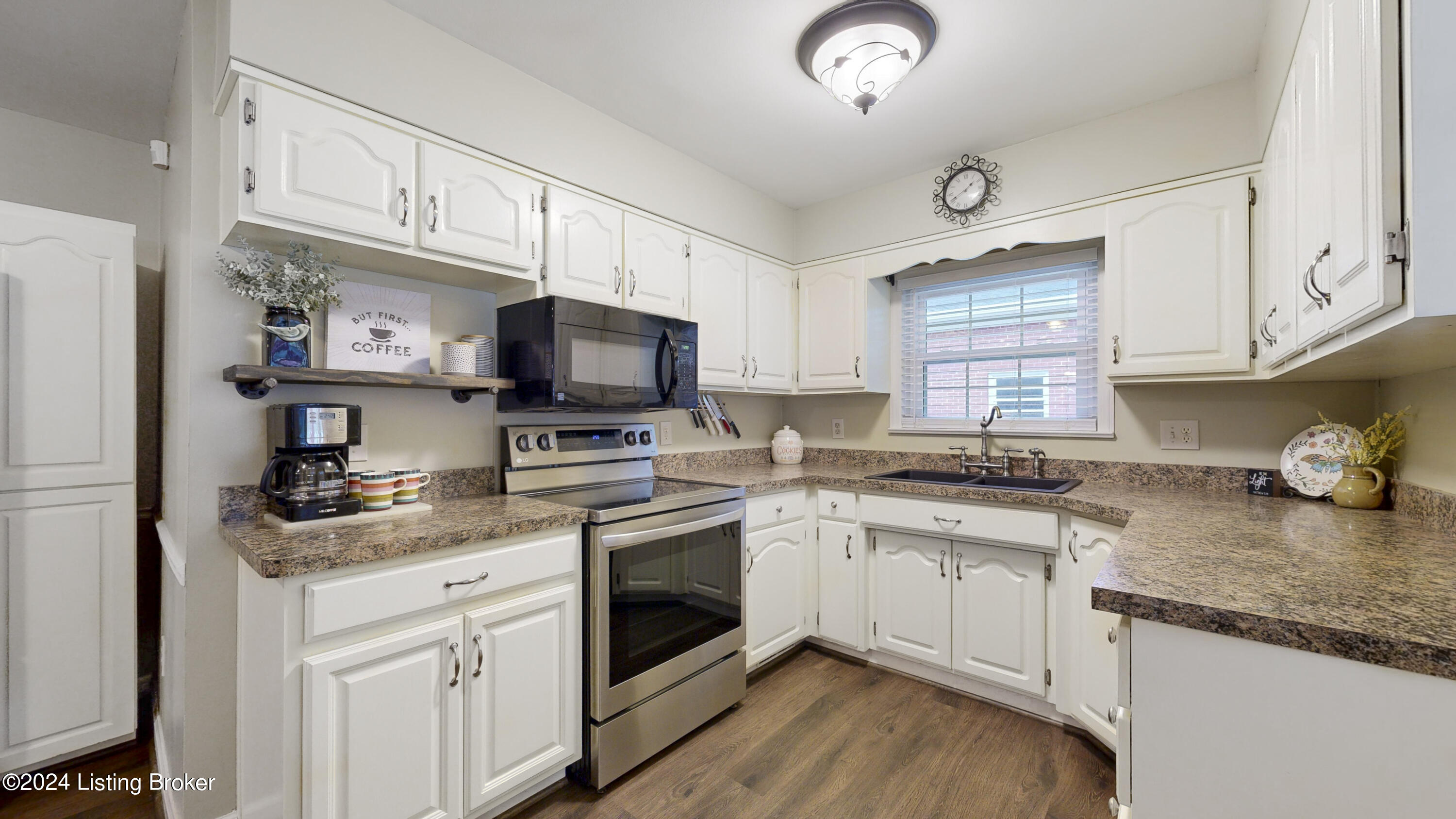 36 Narwood Dr