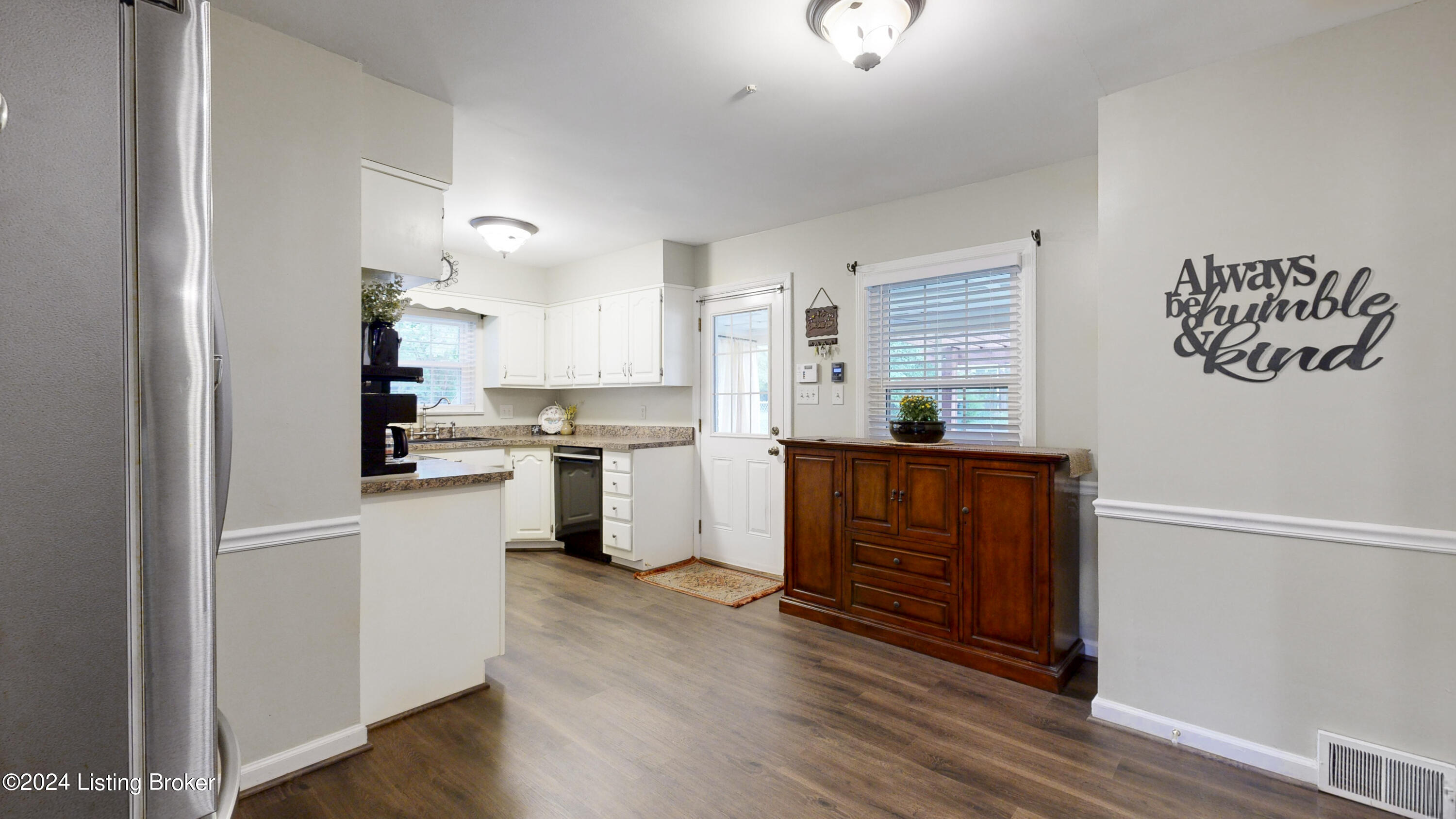 36 Narwood Dr