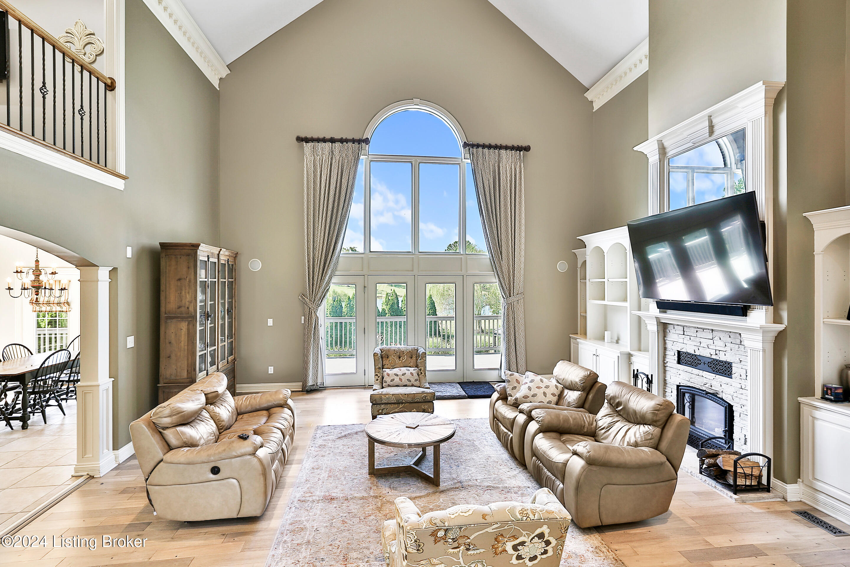 15804 Crystal Valley Way