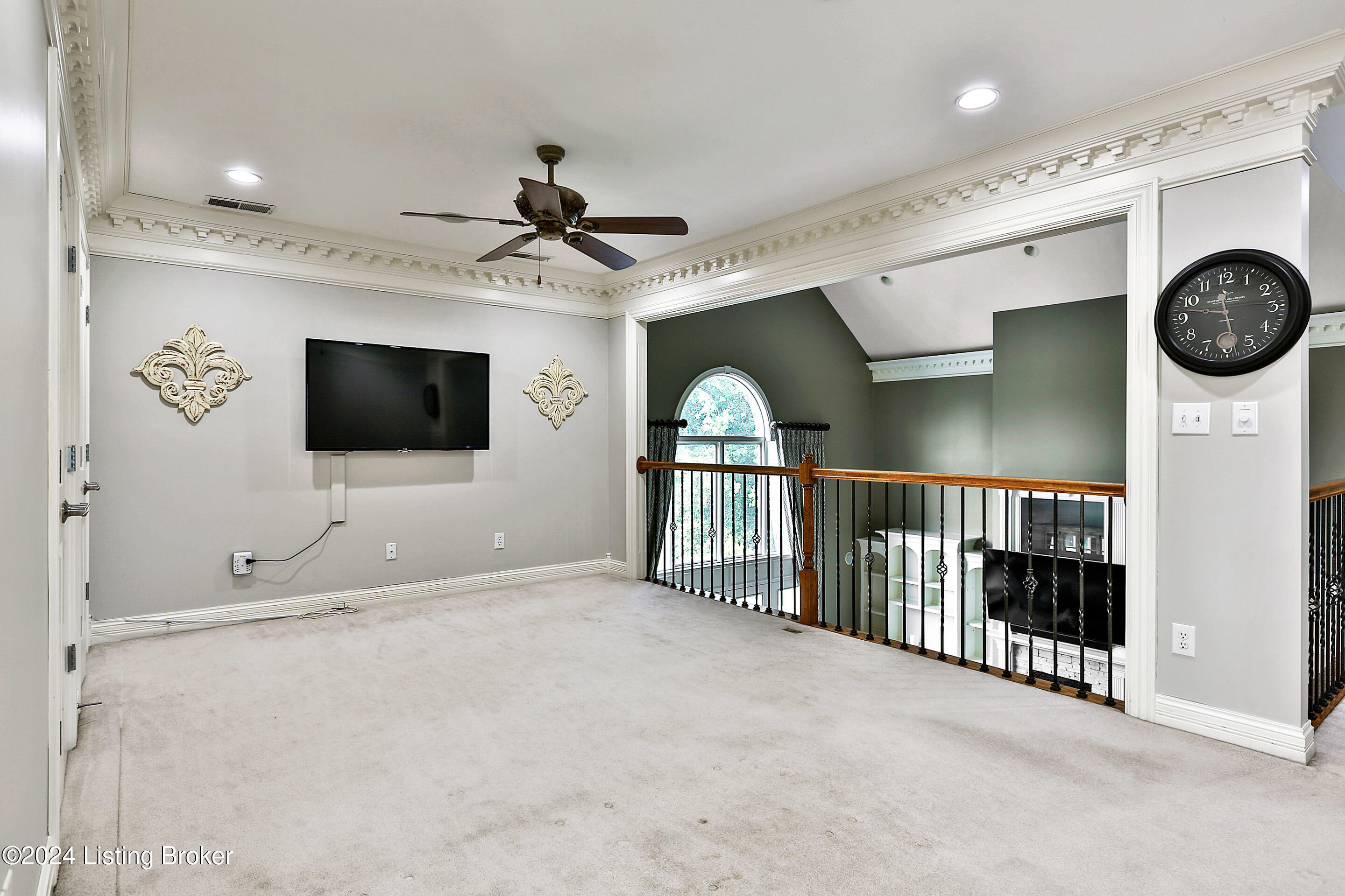 15804 Crystal Valley Way