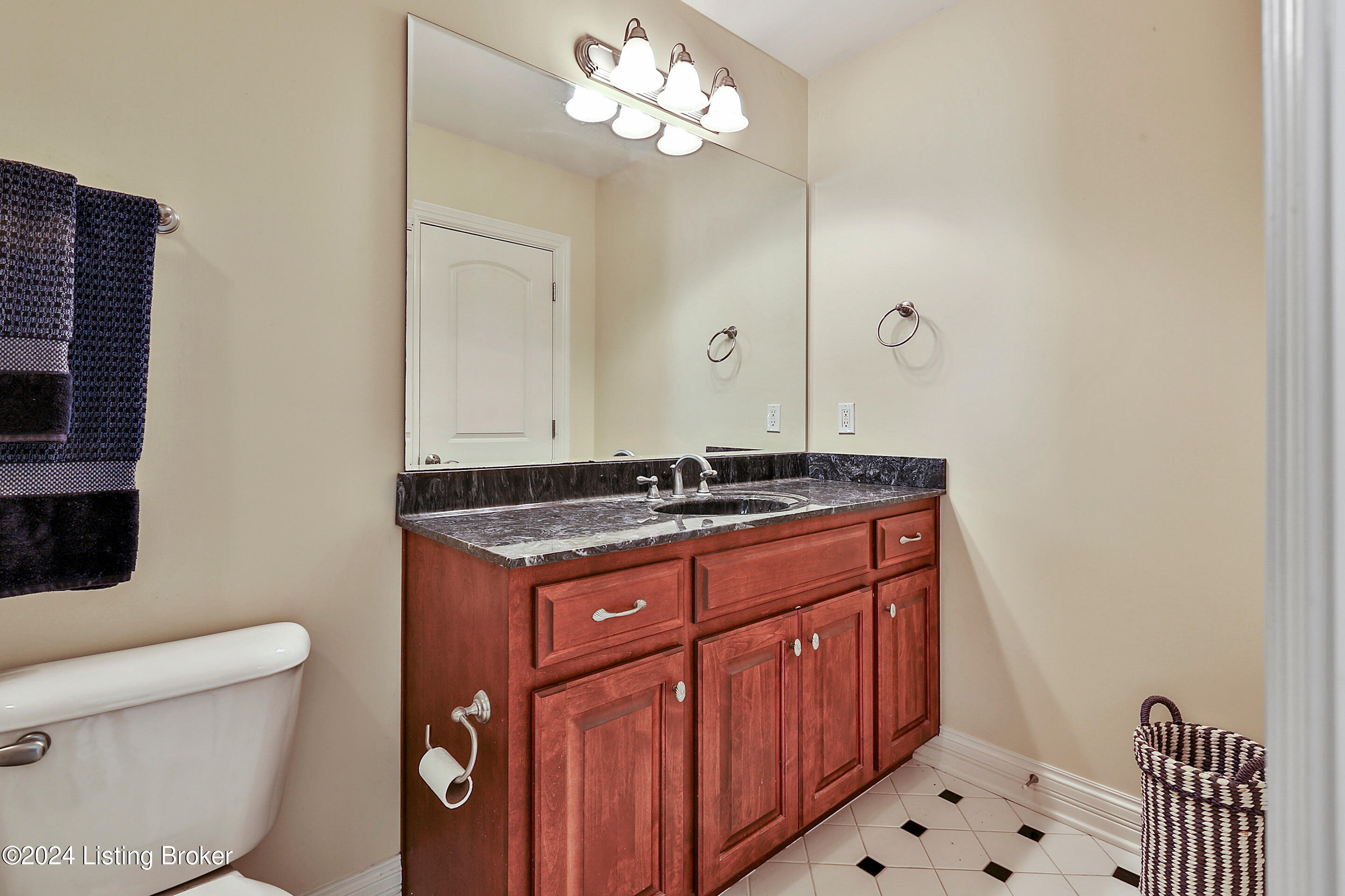 15804 Crystal Valley Way