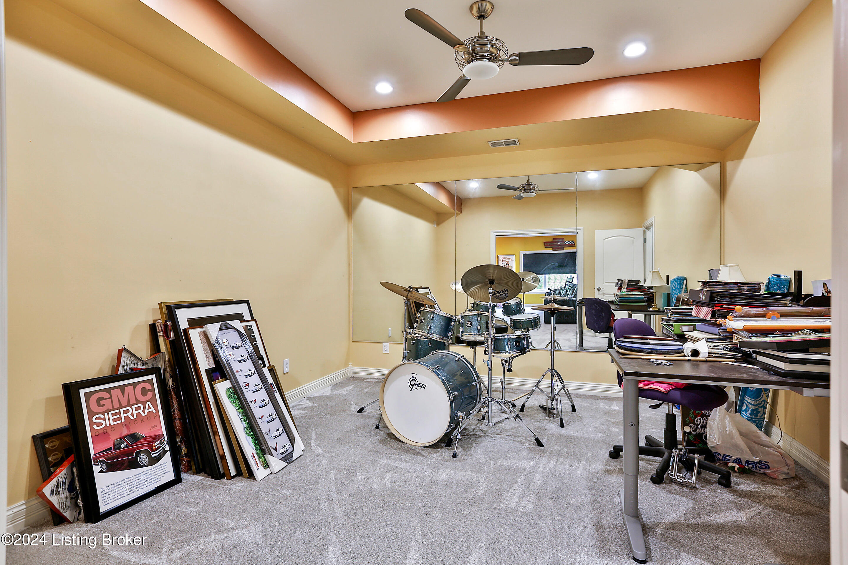15804 Crystal Valley Way