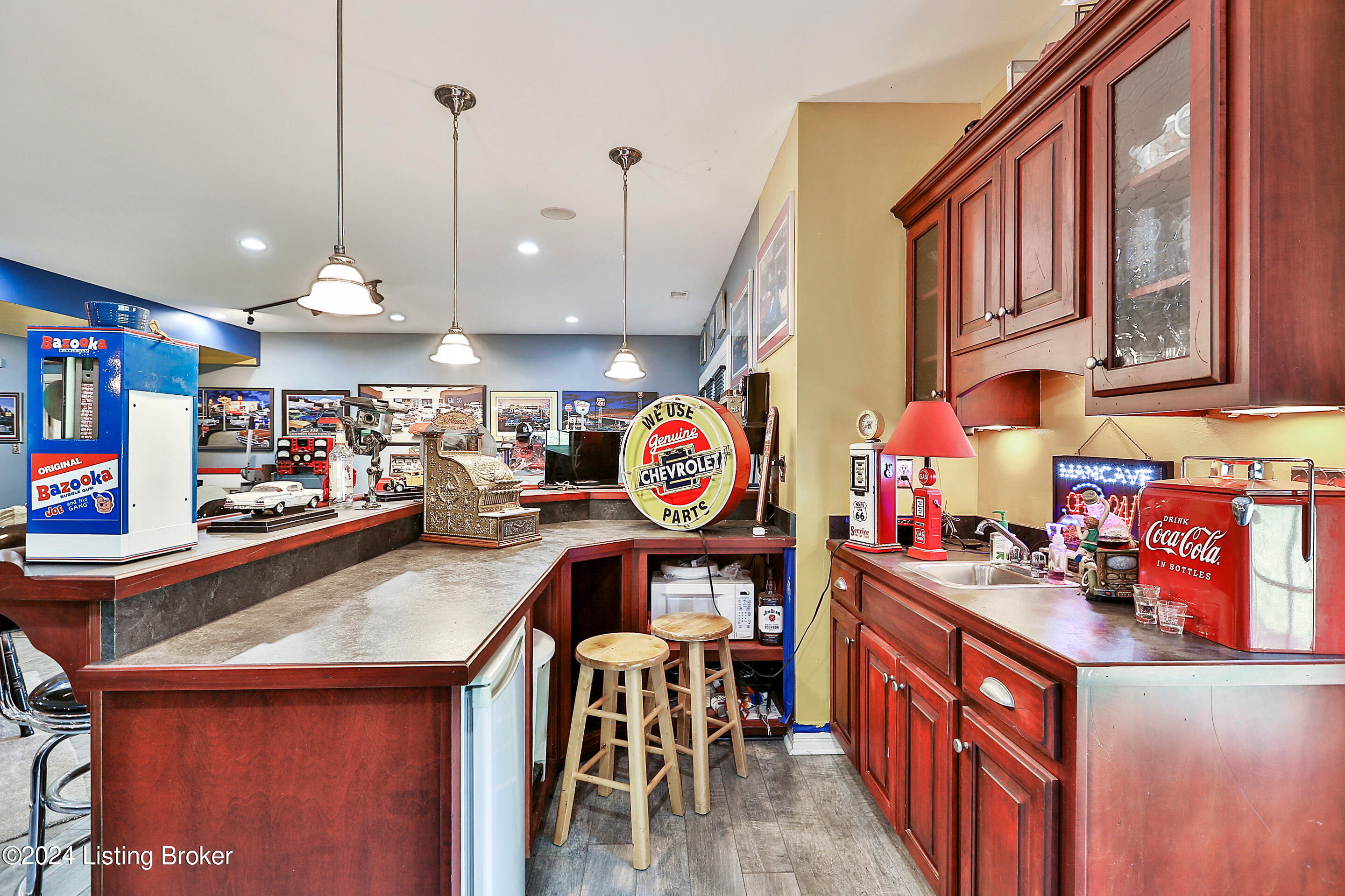 15804 Crystal Valley Way