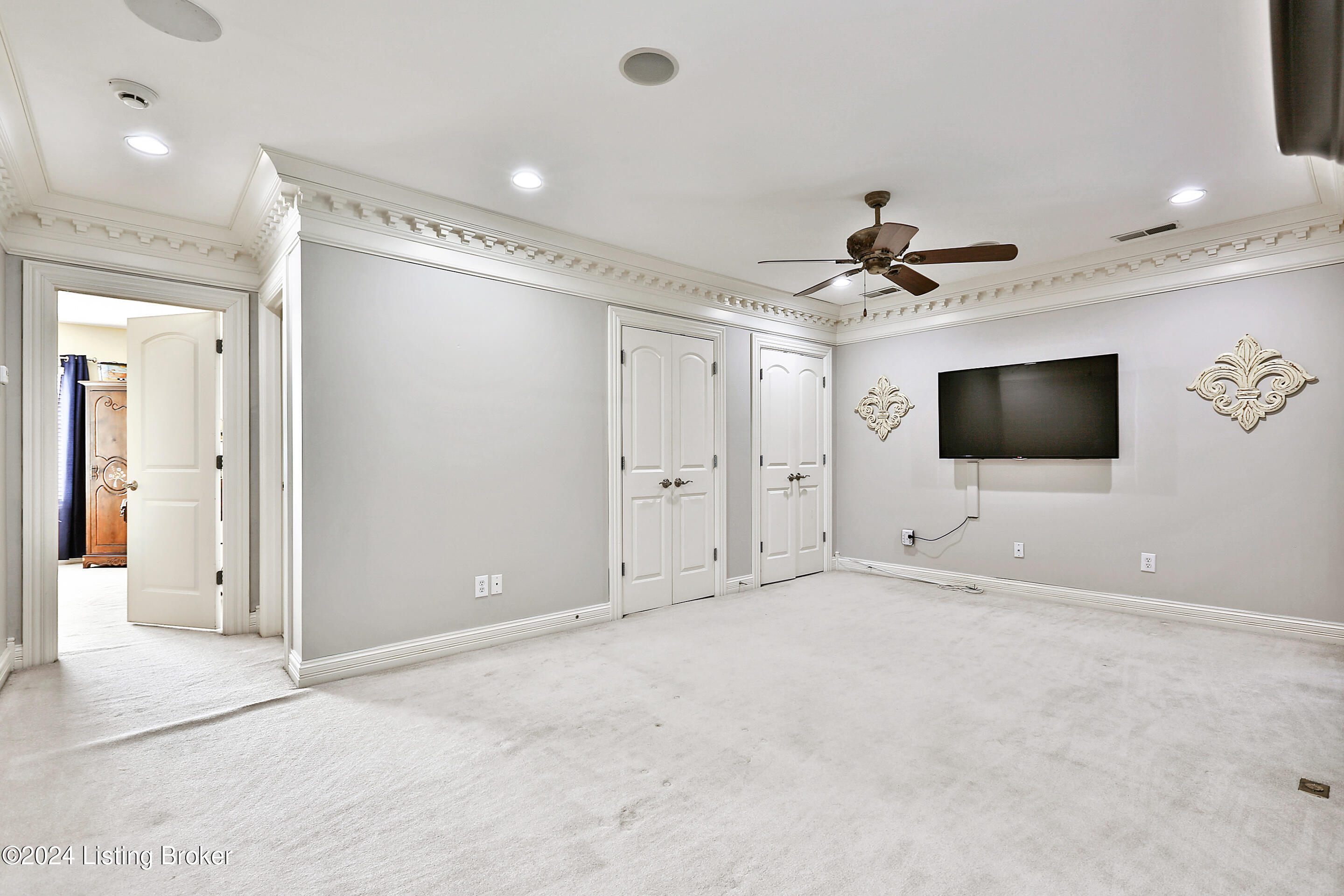 15804 Crystal Valley Way