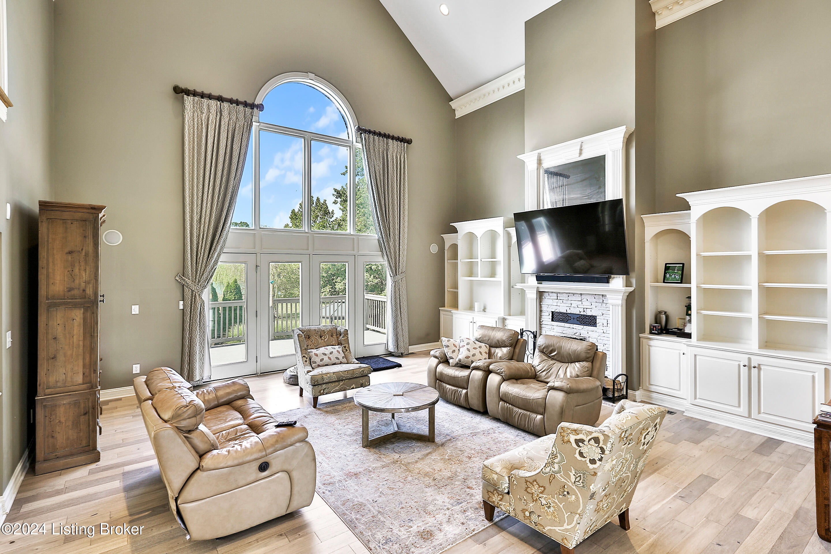 15804 Crystal Valley Way