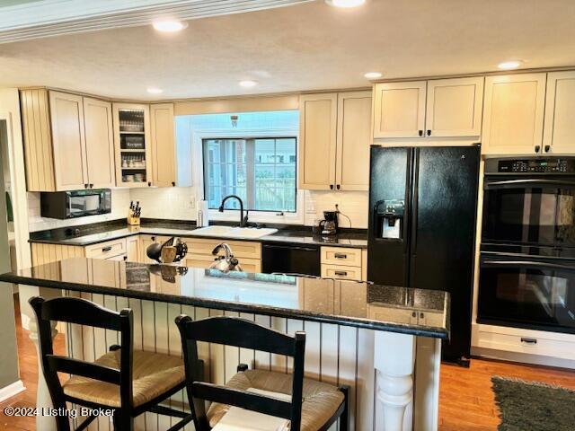 10400 Foxboro Dr
