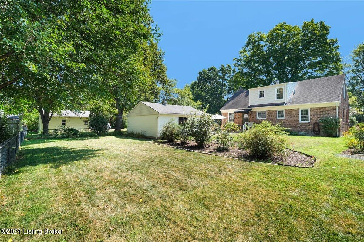 4245 Darbrook Rd