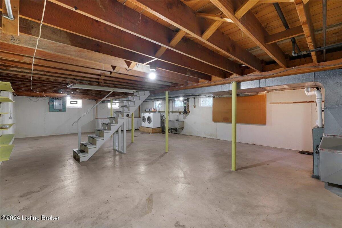 4245 Darbrook Rd