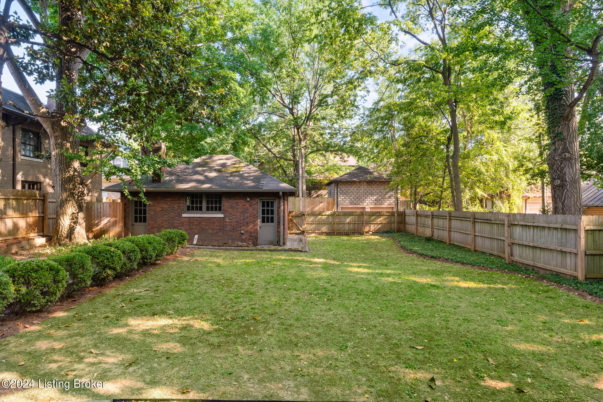 1432 Cherokee Rd