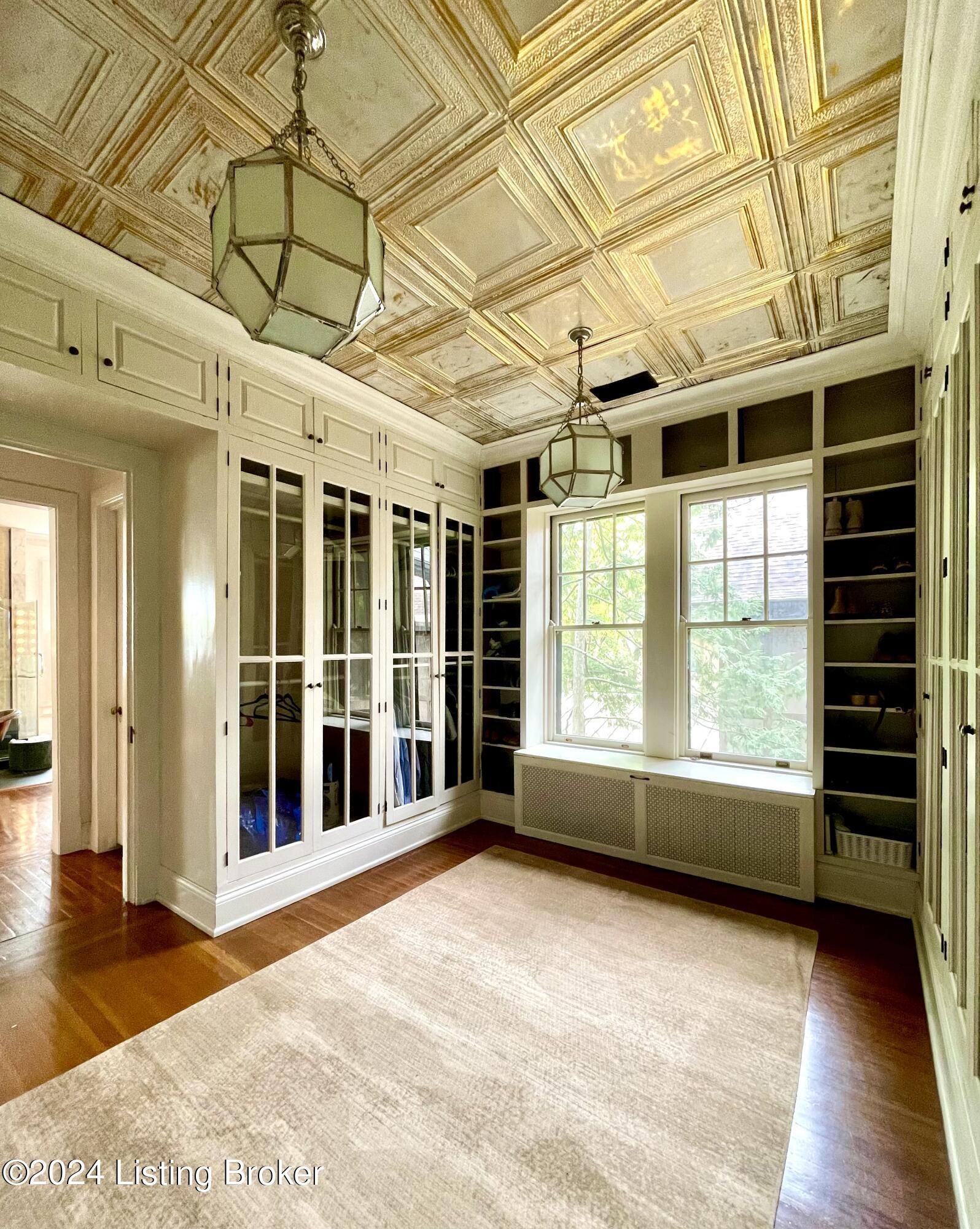 1432 Cherokee Rd