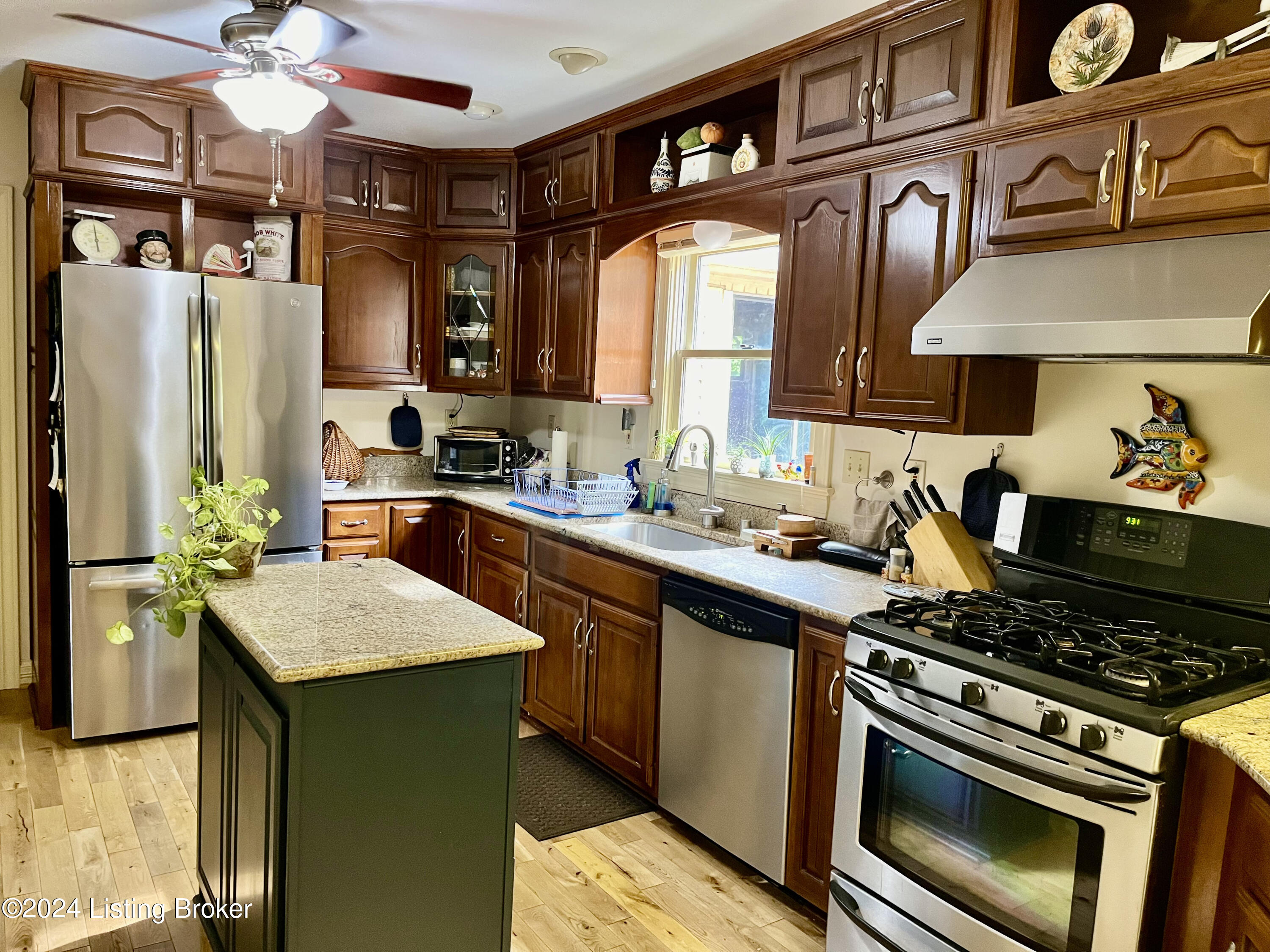 1009 Lodge Hill Rd