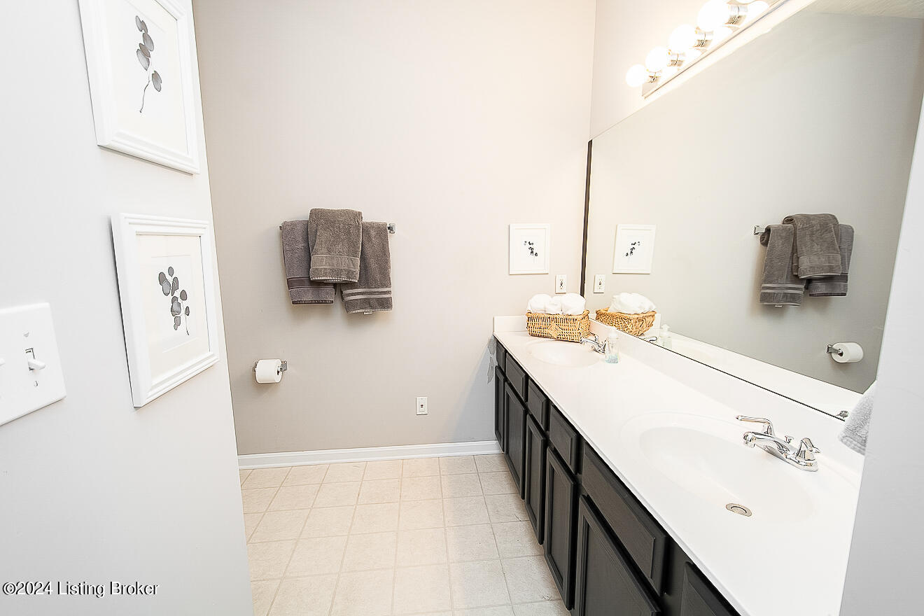 13510 Pinnacle Gardens Cir