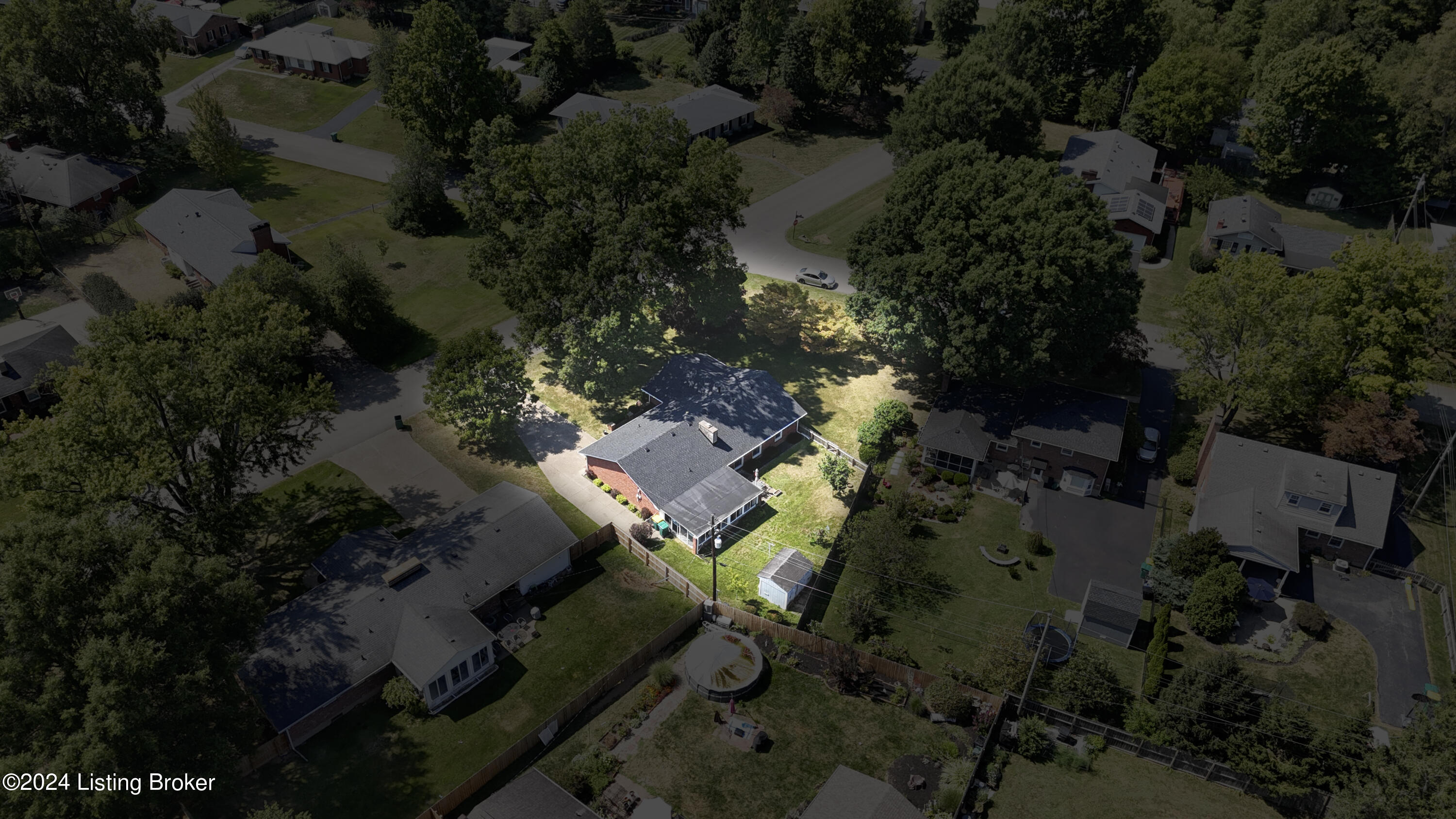 1607 Lynn Way