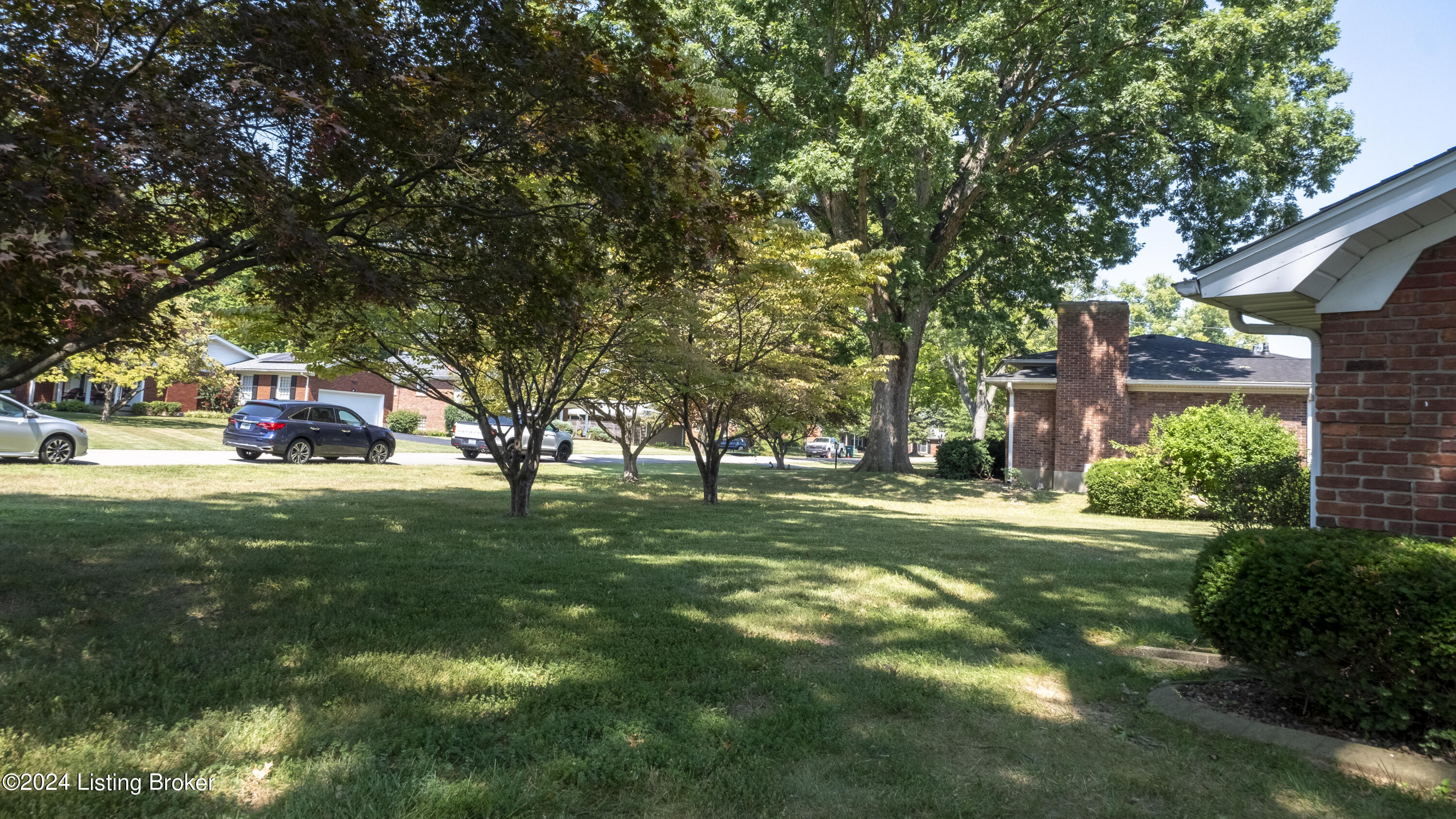 1607 Lynn Way