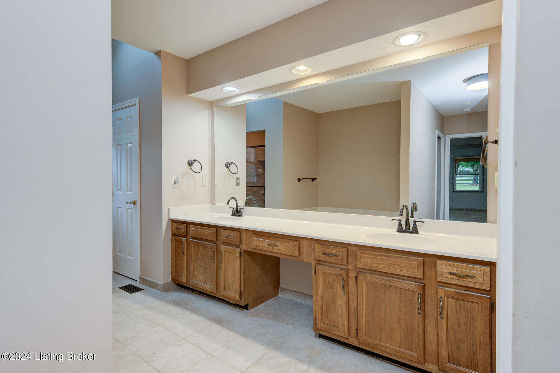 10724 Eagle Ridge Pl