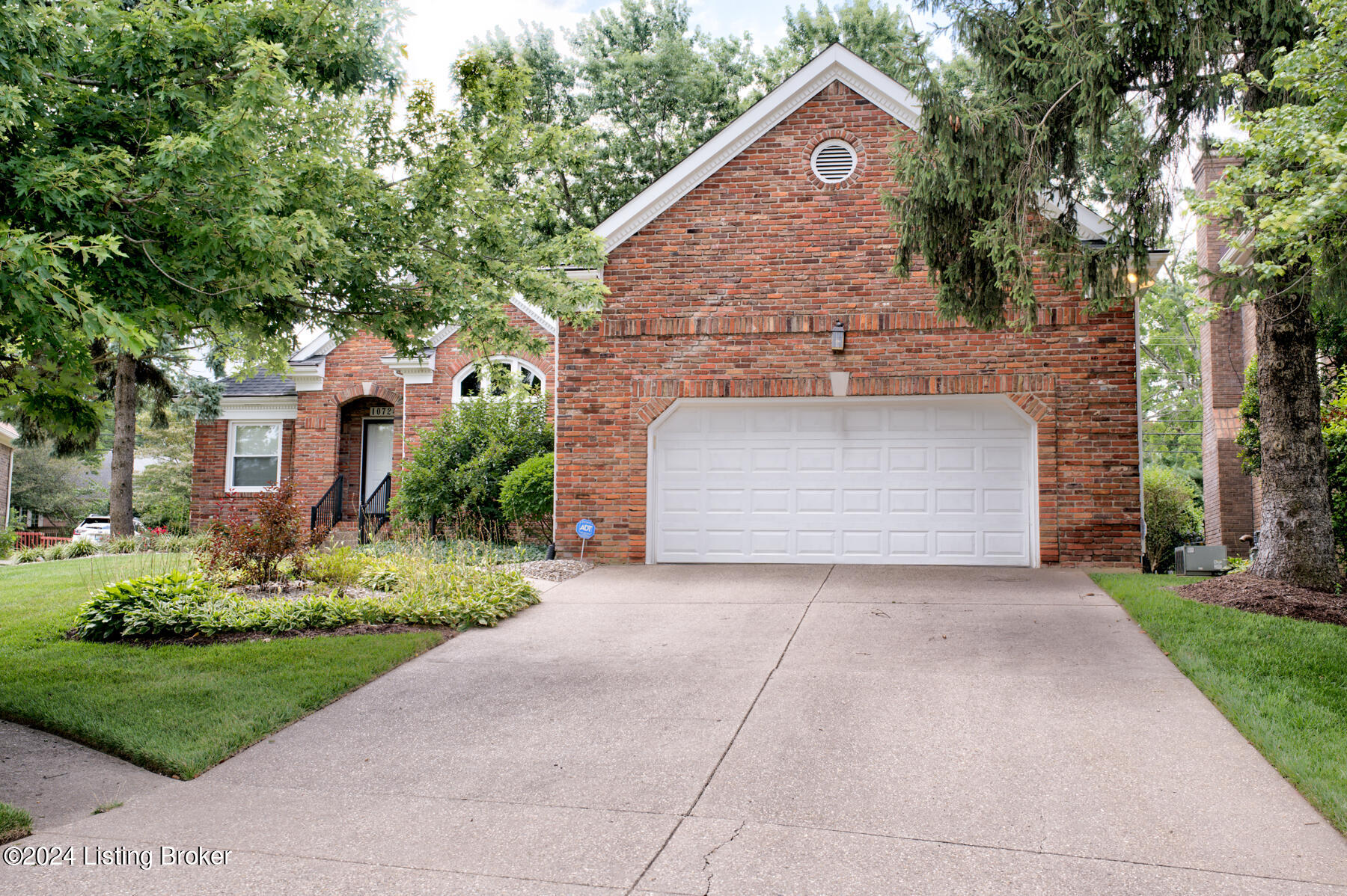 10724 Eagle Ridge Pl