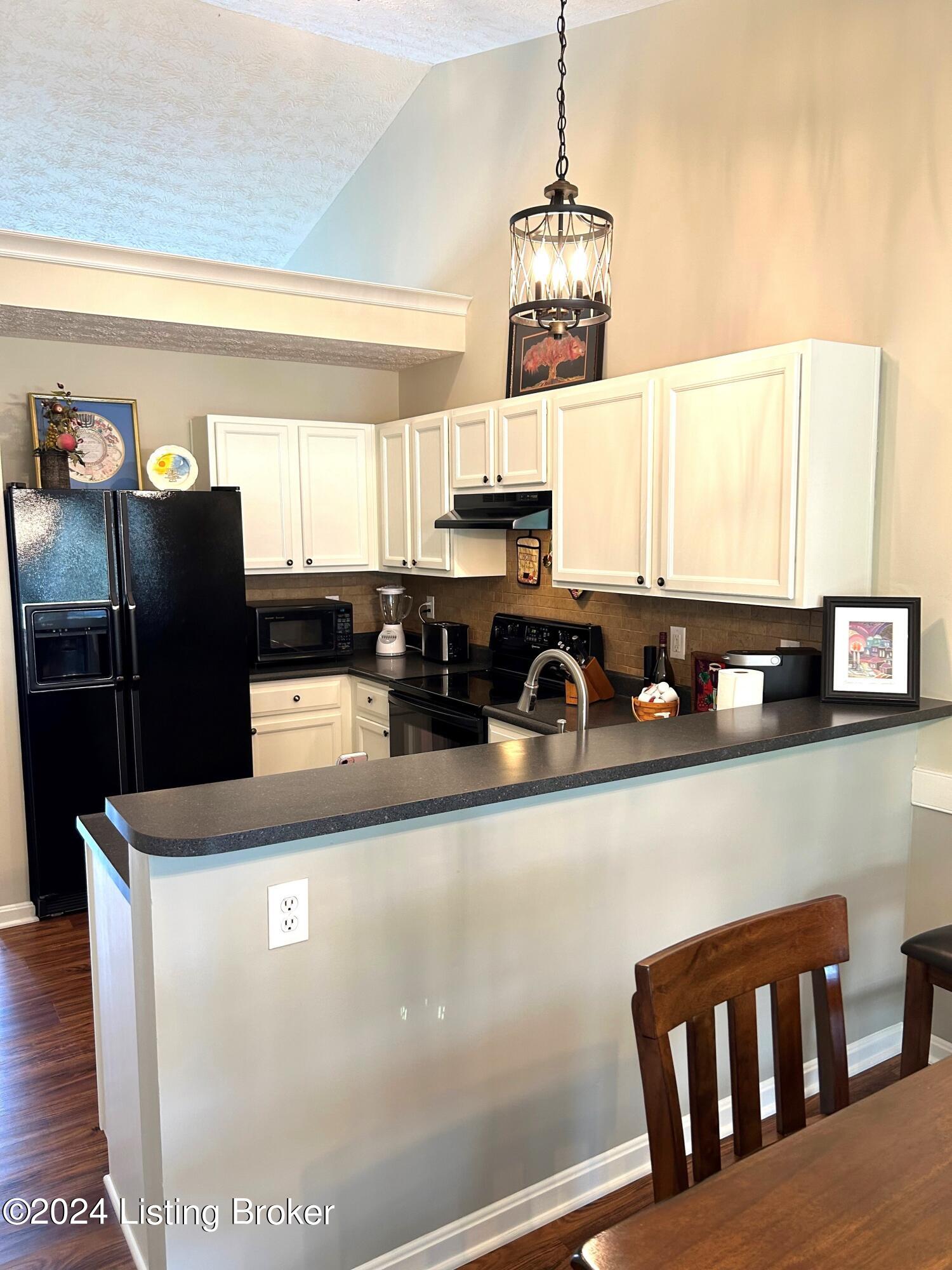 108 Charlton Wynde Dr