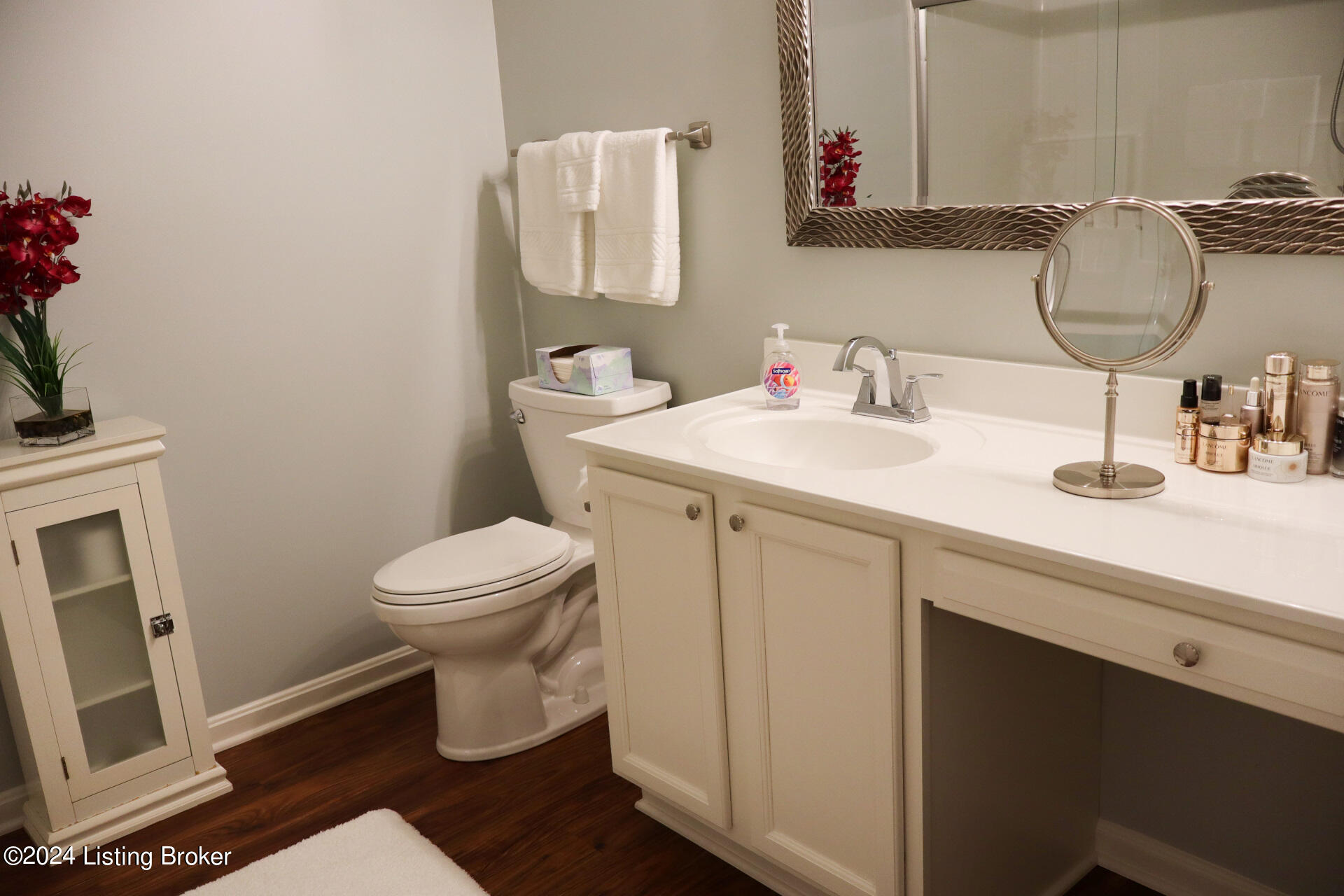 108 Charlton Wynde Dr