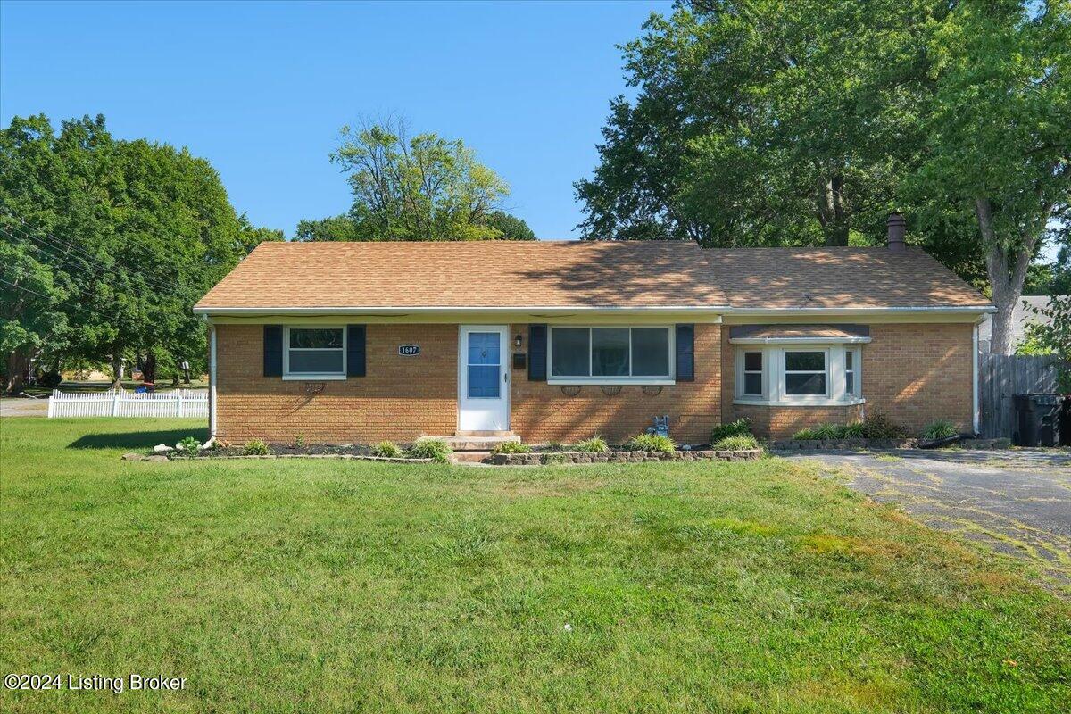 1607 Lou Gene Ave