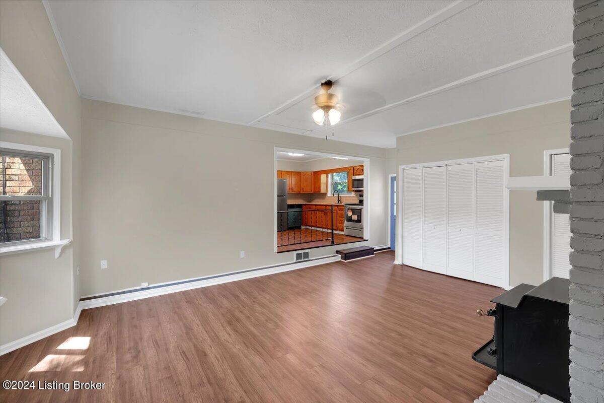 1607 Lou Gene Ave