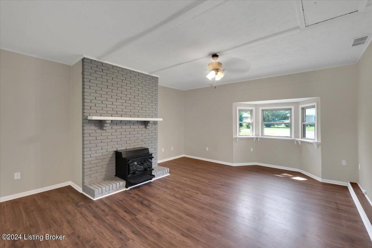 1607 Lou Gene Ave