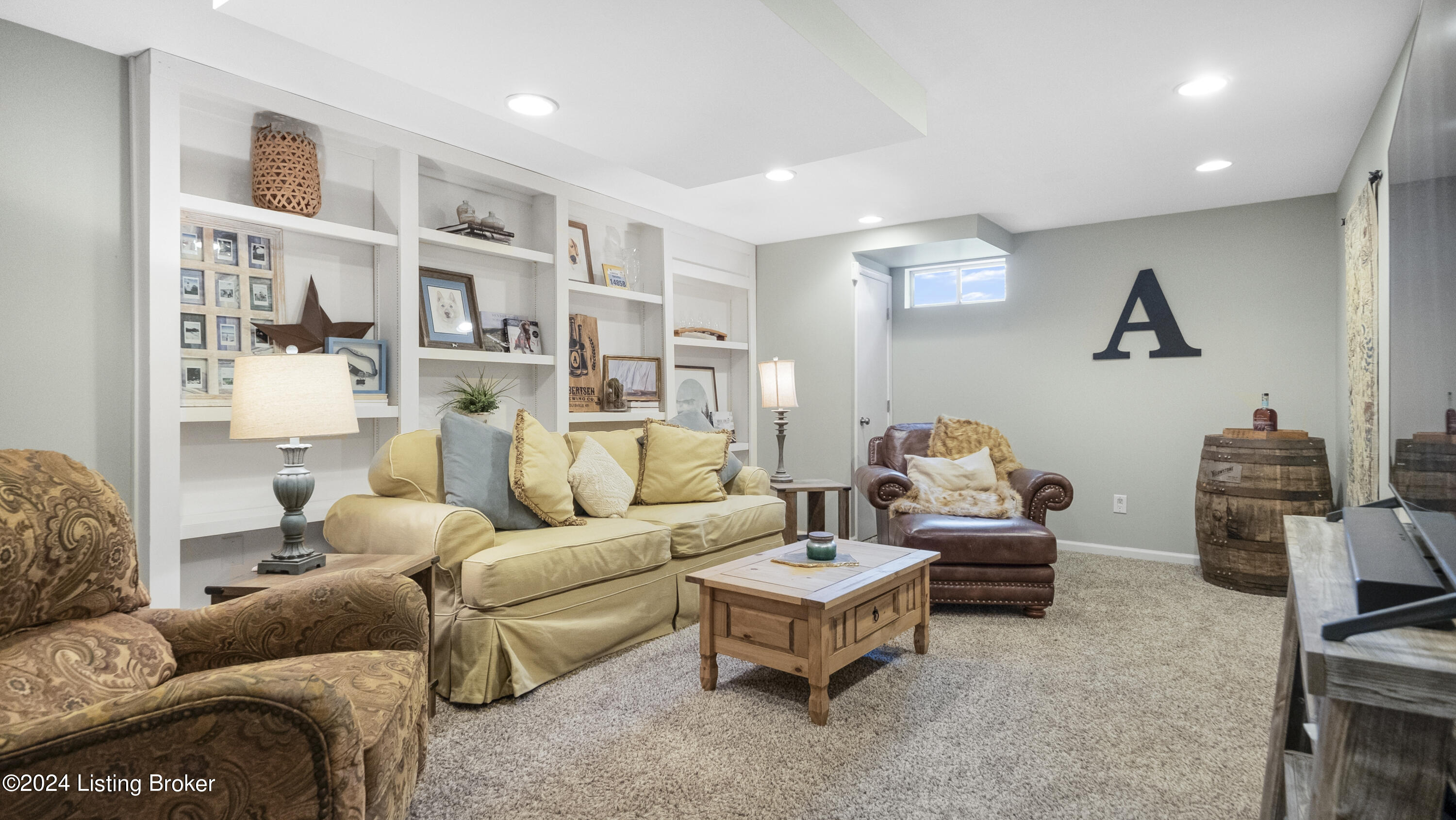 10115 Springbark Dr