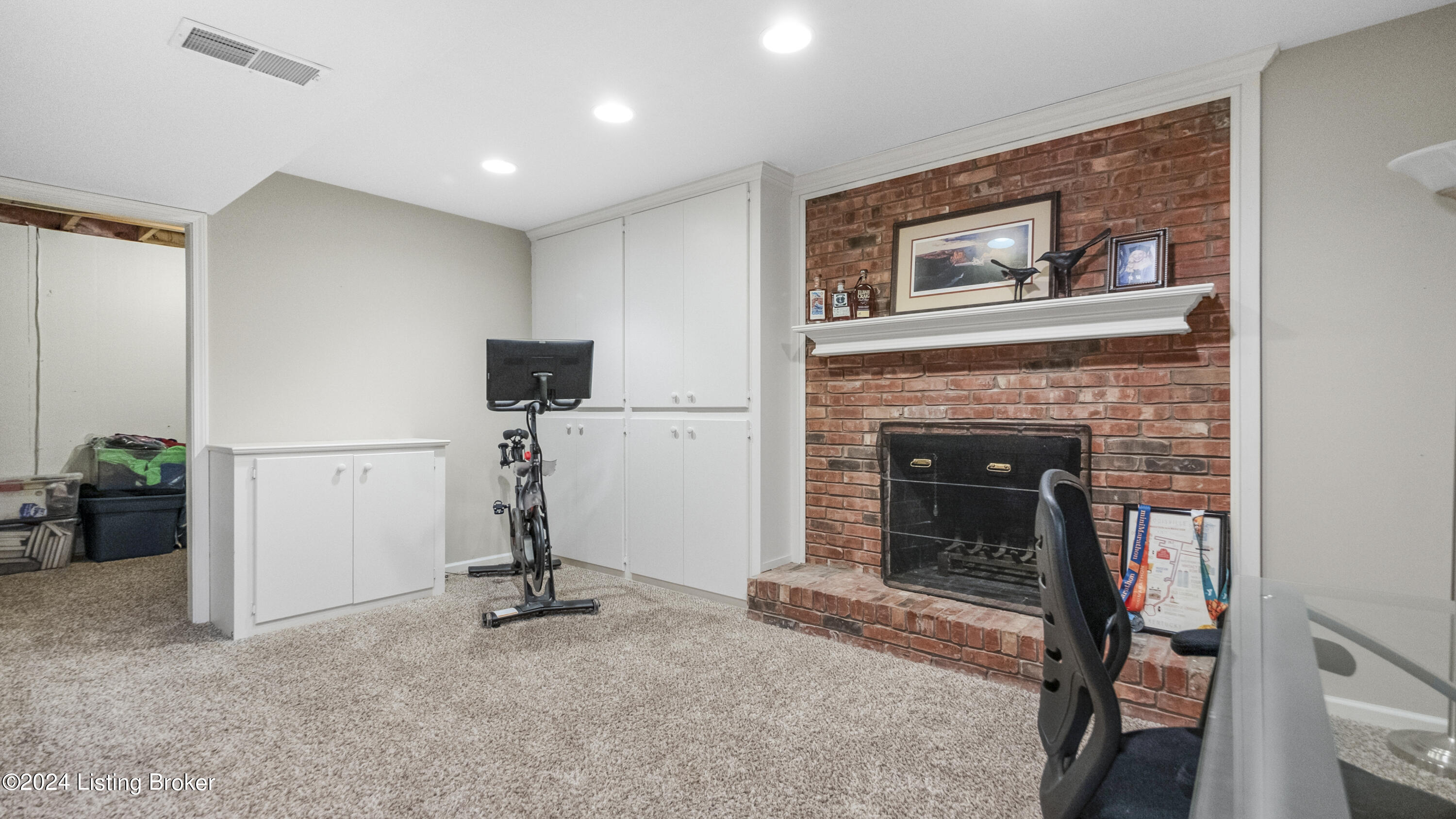 10115 Springbark Dr