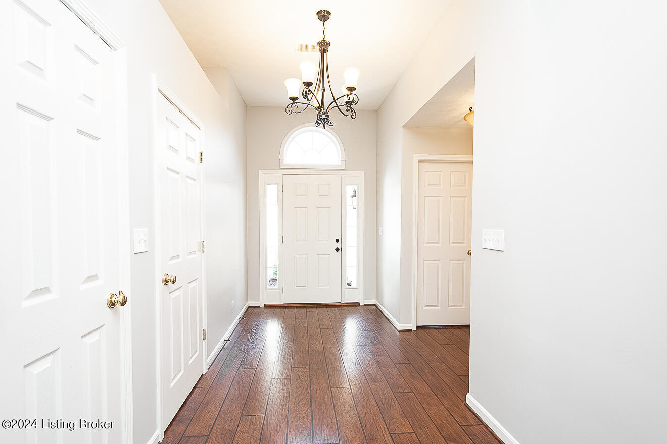 1104 Covington Ct
