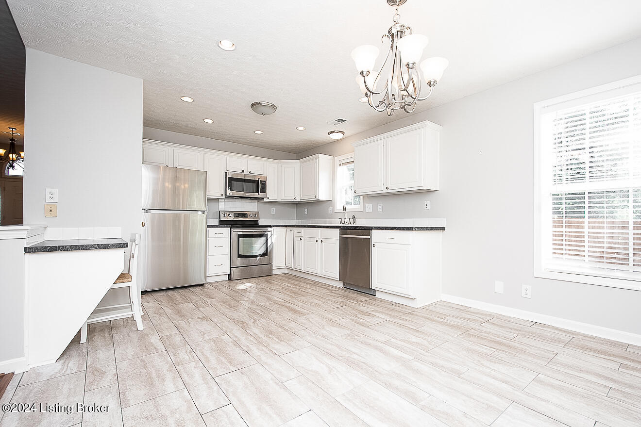 1104 Covington Ct