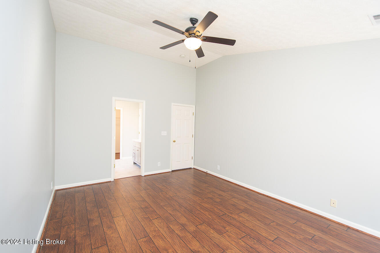 1104 Covington Ct