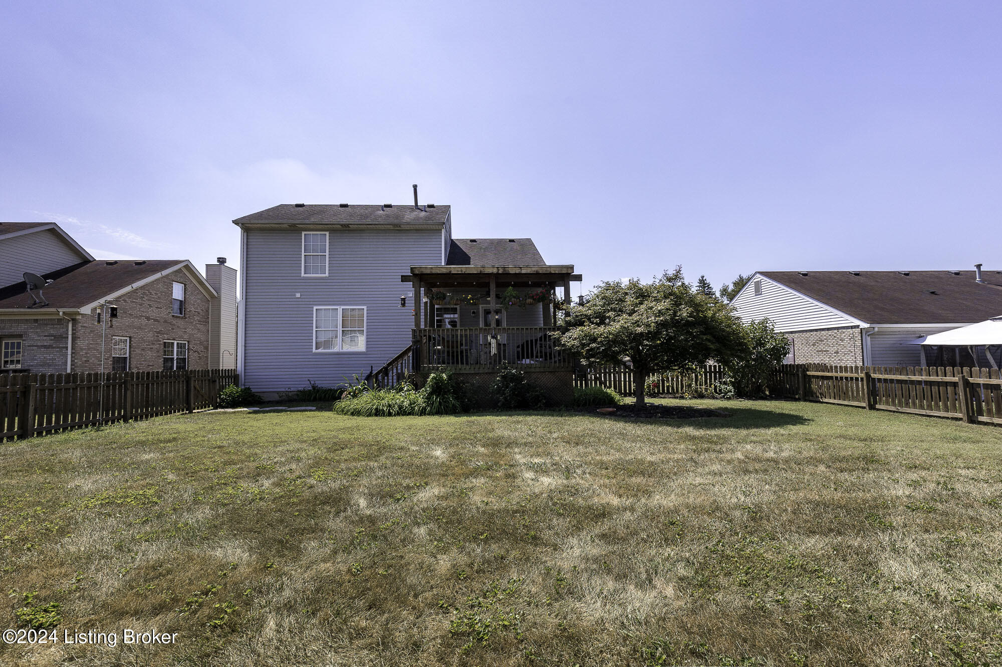 7207 Meadow Ridge Dr