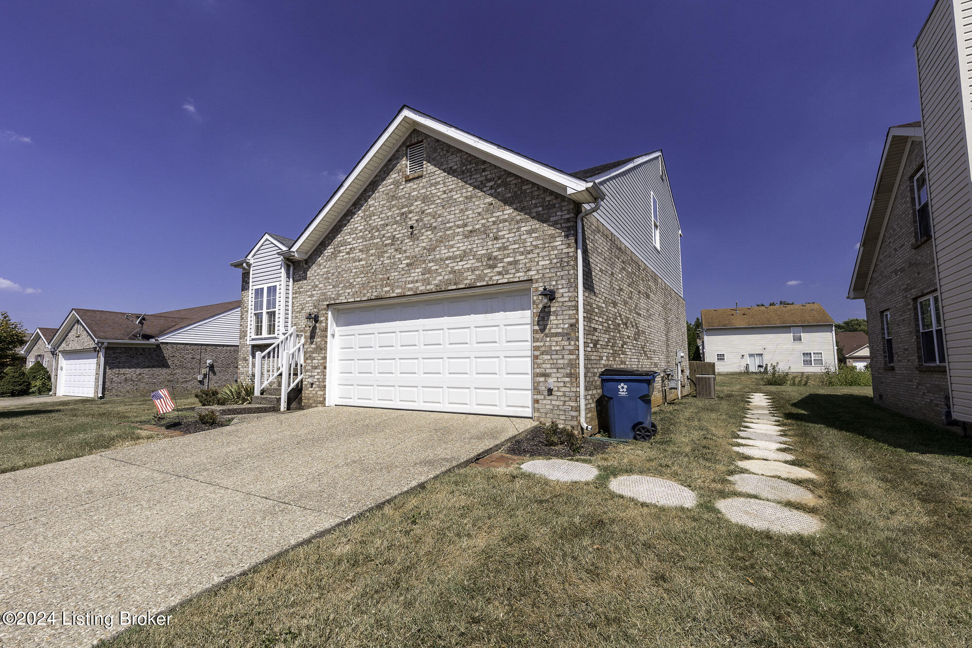 7207 Meadow Ridge Dr