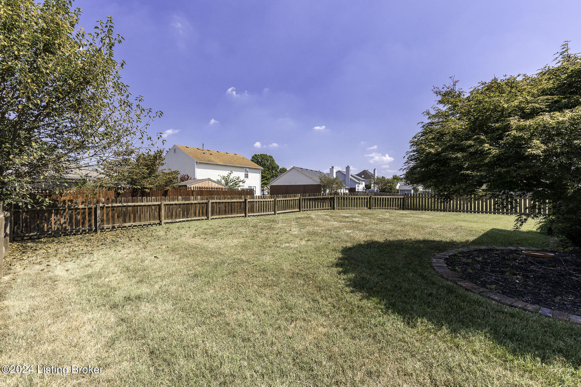 7207 Meadow Ridge Dr