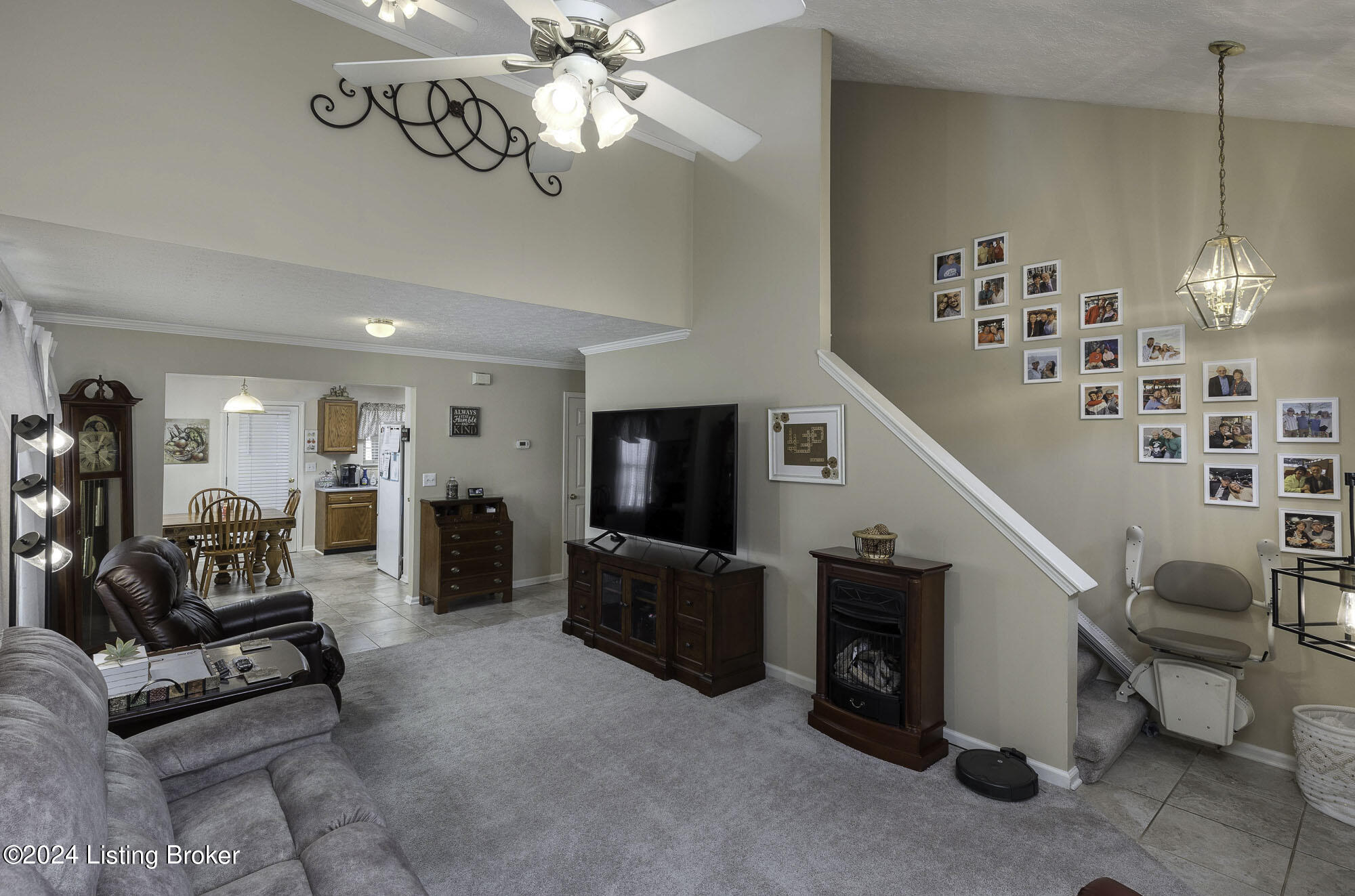 7207 Meadow Ridge Dr