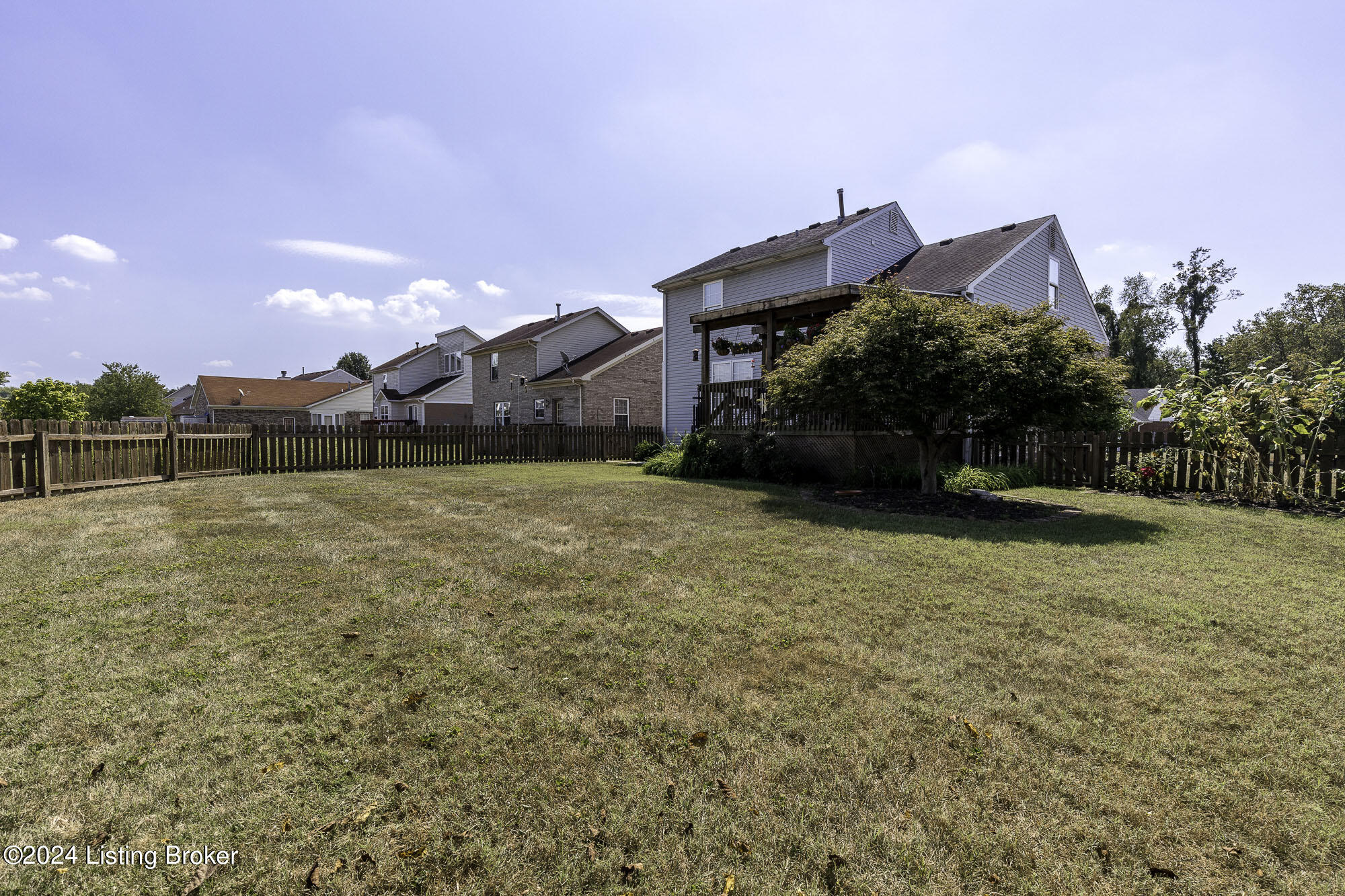 7207 Meadow Ridge Dr