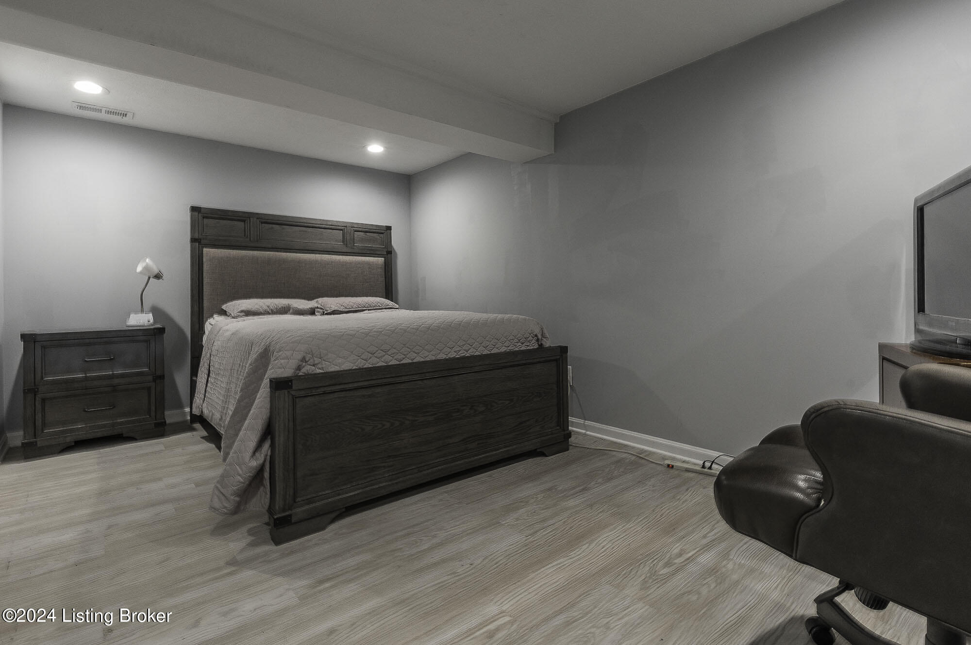 4120 Hunsinger Ln