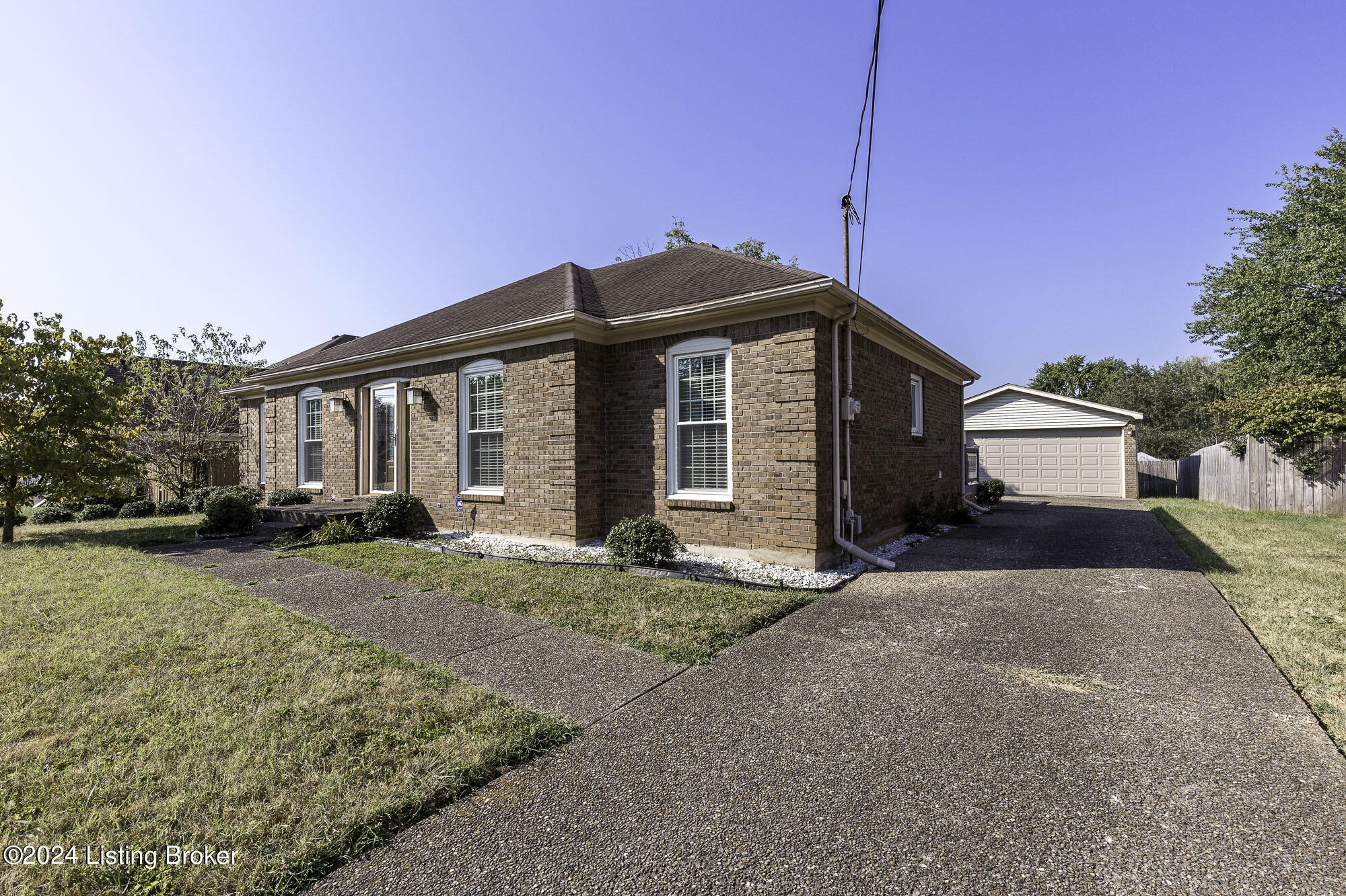 4120 Hunsinger Ln