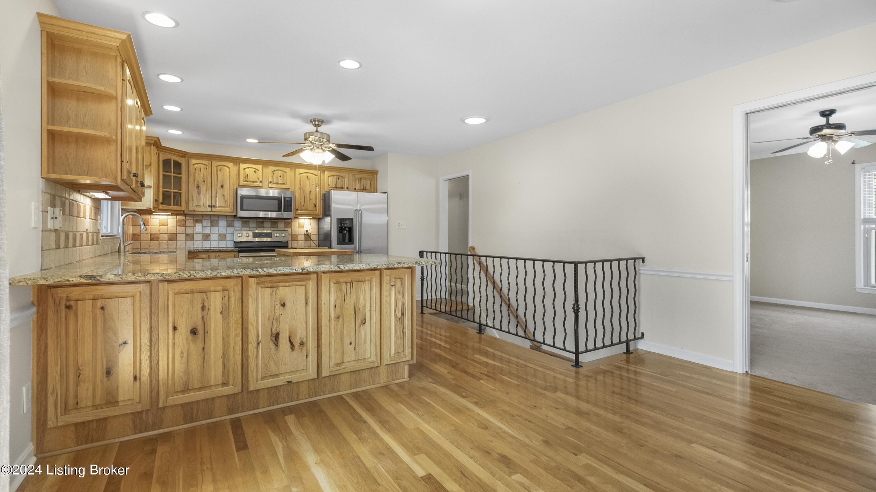 9808 Boxford Ct