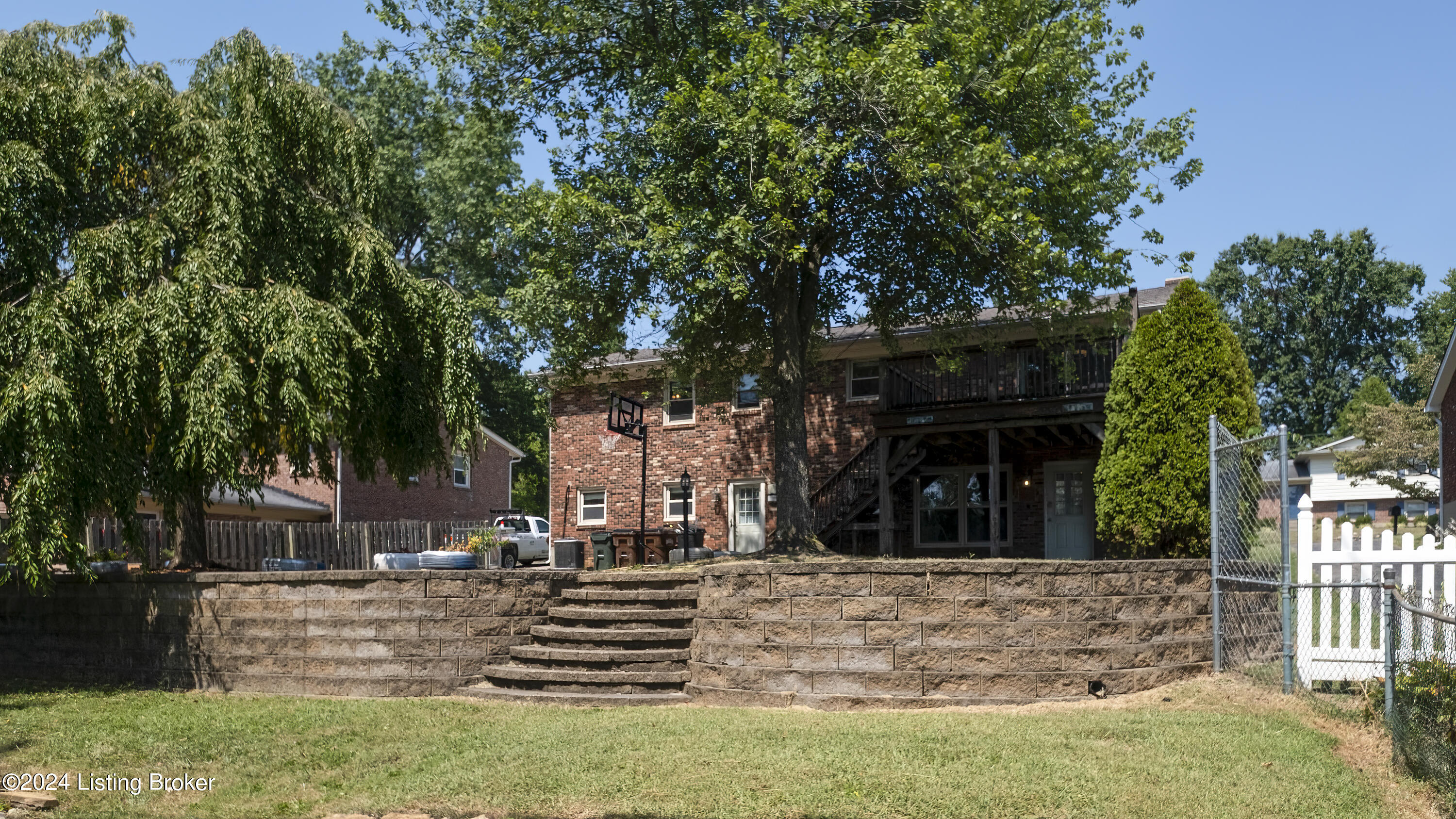 9808 Boxford Ct