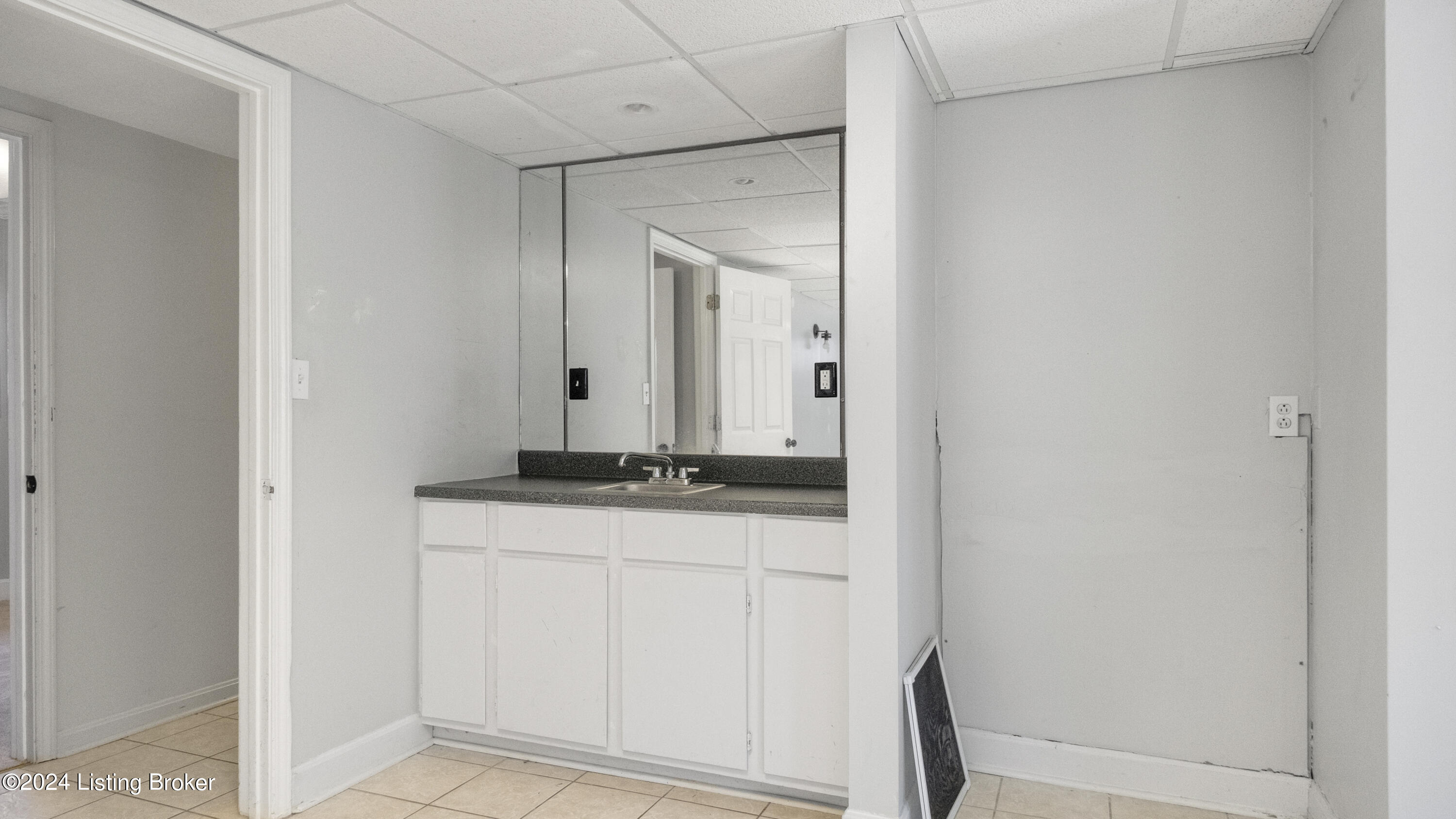 9808 Boxford Ct