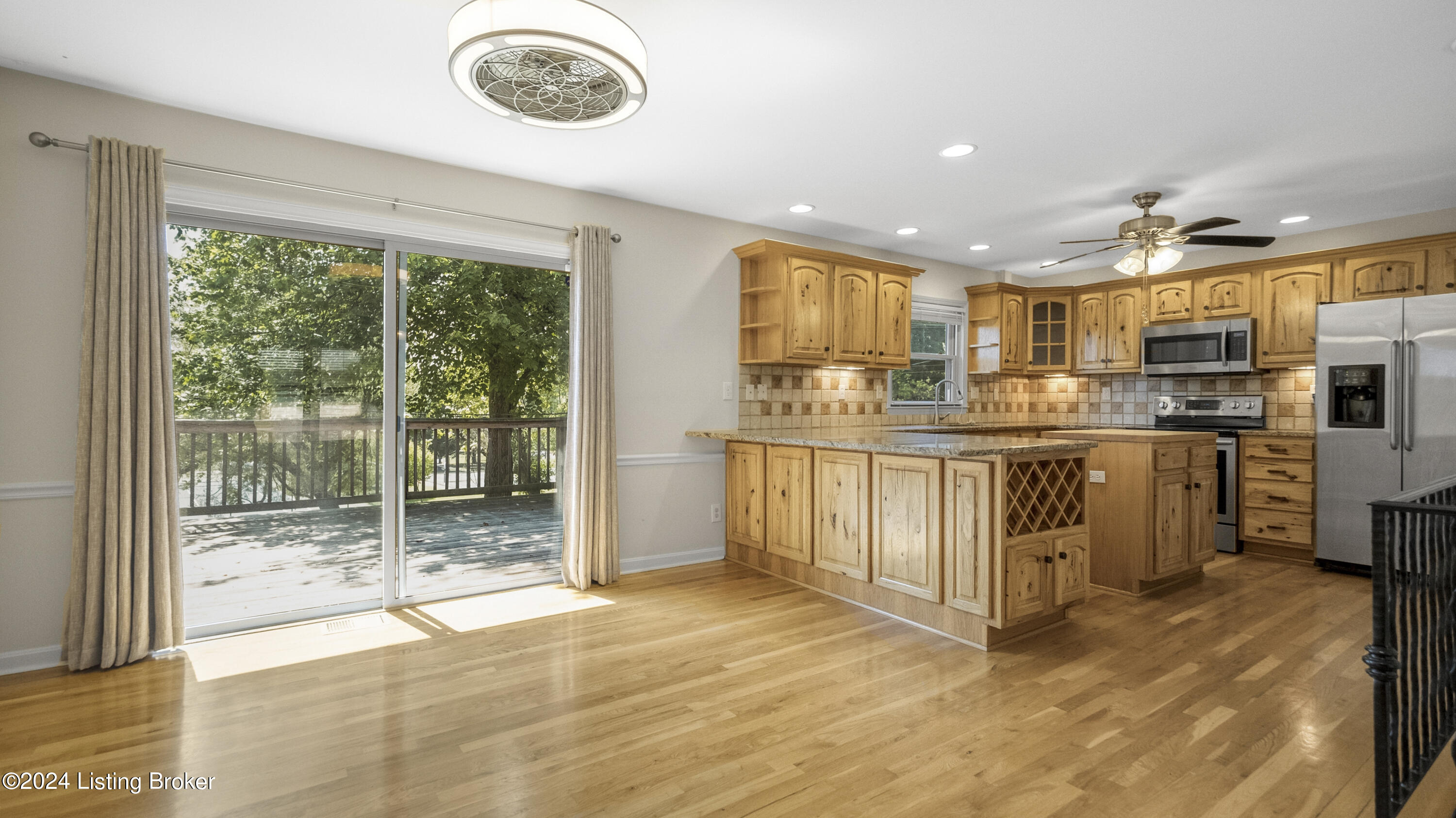 9808 Boxford Ct