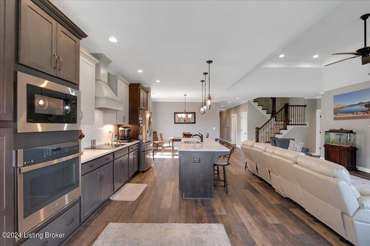 1308 Helm Place Ln