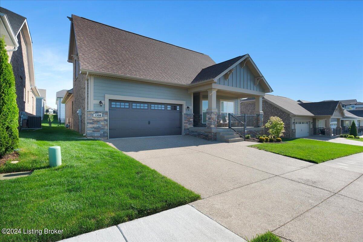1308 Helm Place Ln