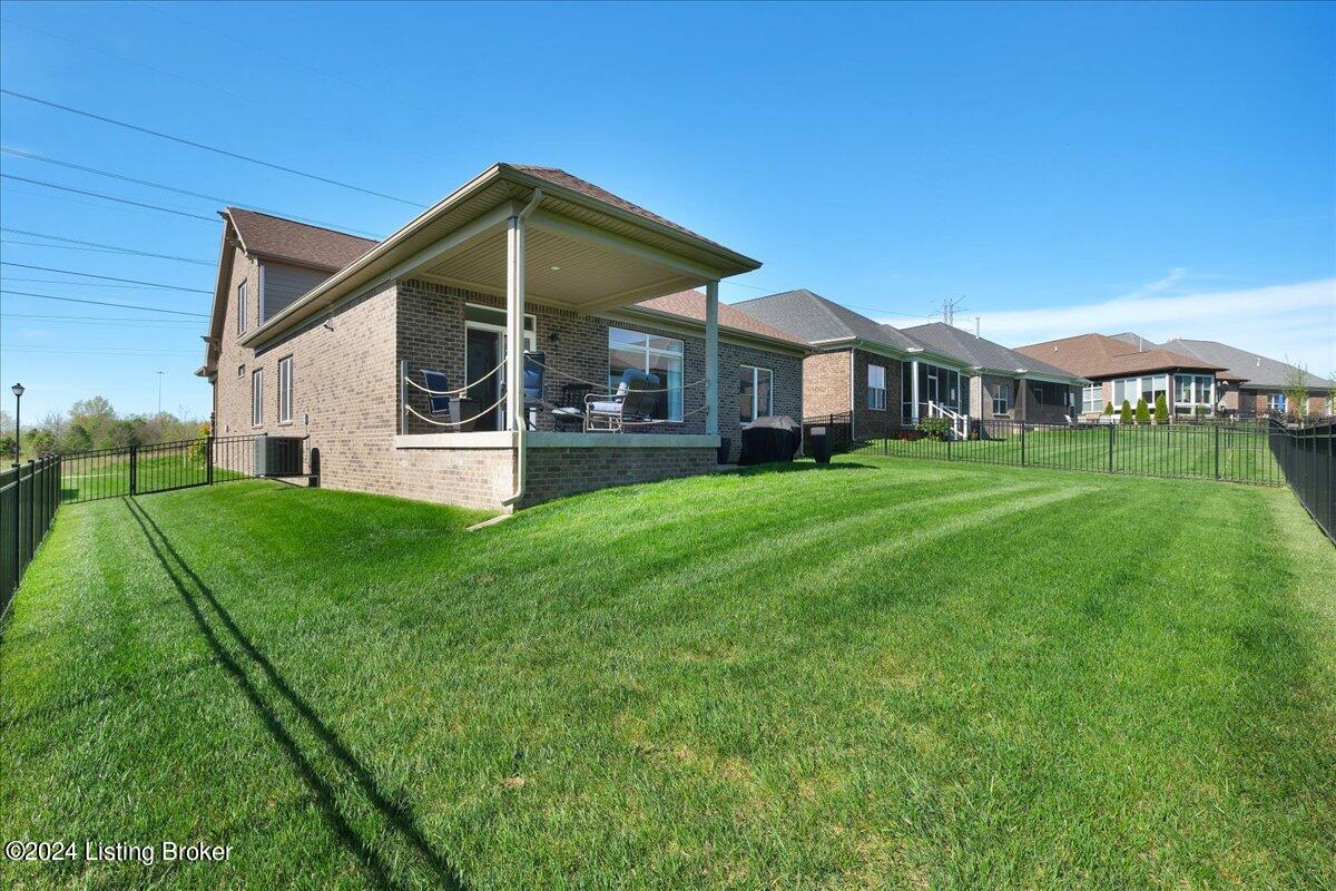 1308 Helm Place Ln