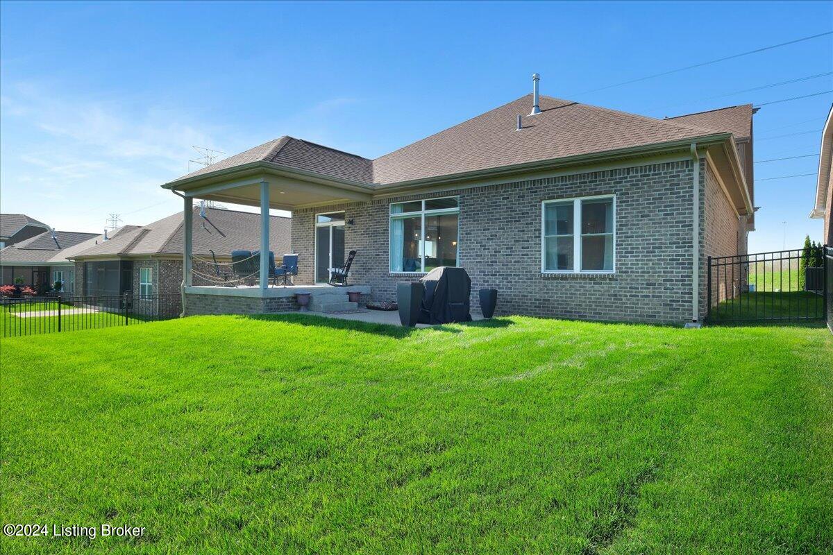 1308 Helm Place Ln