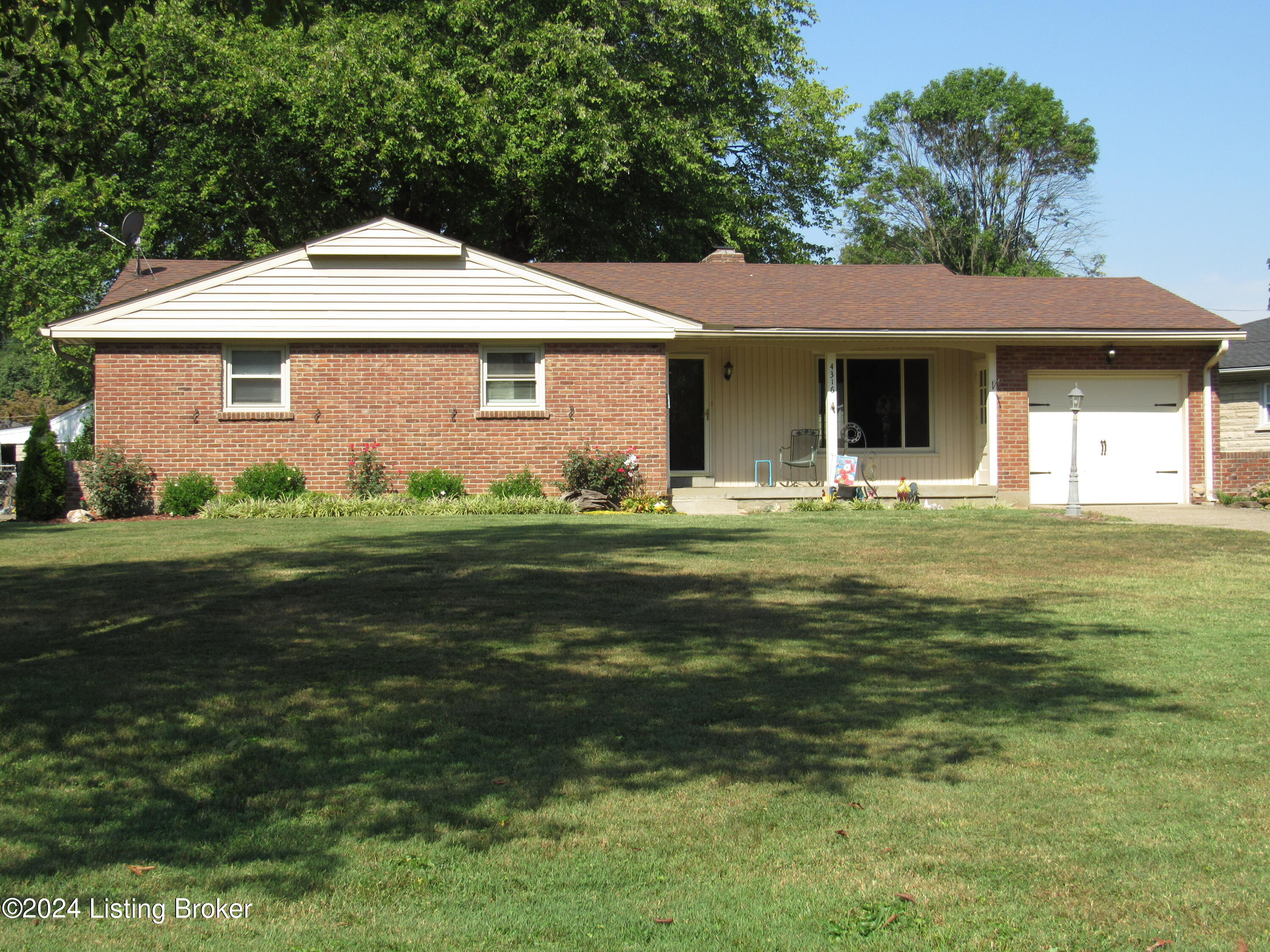 4316 Naneen Dr