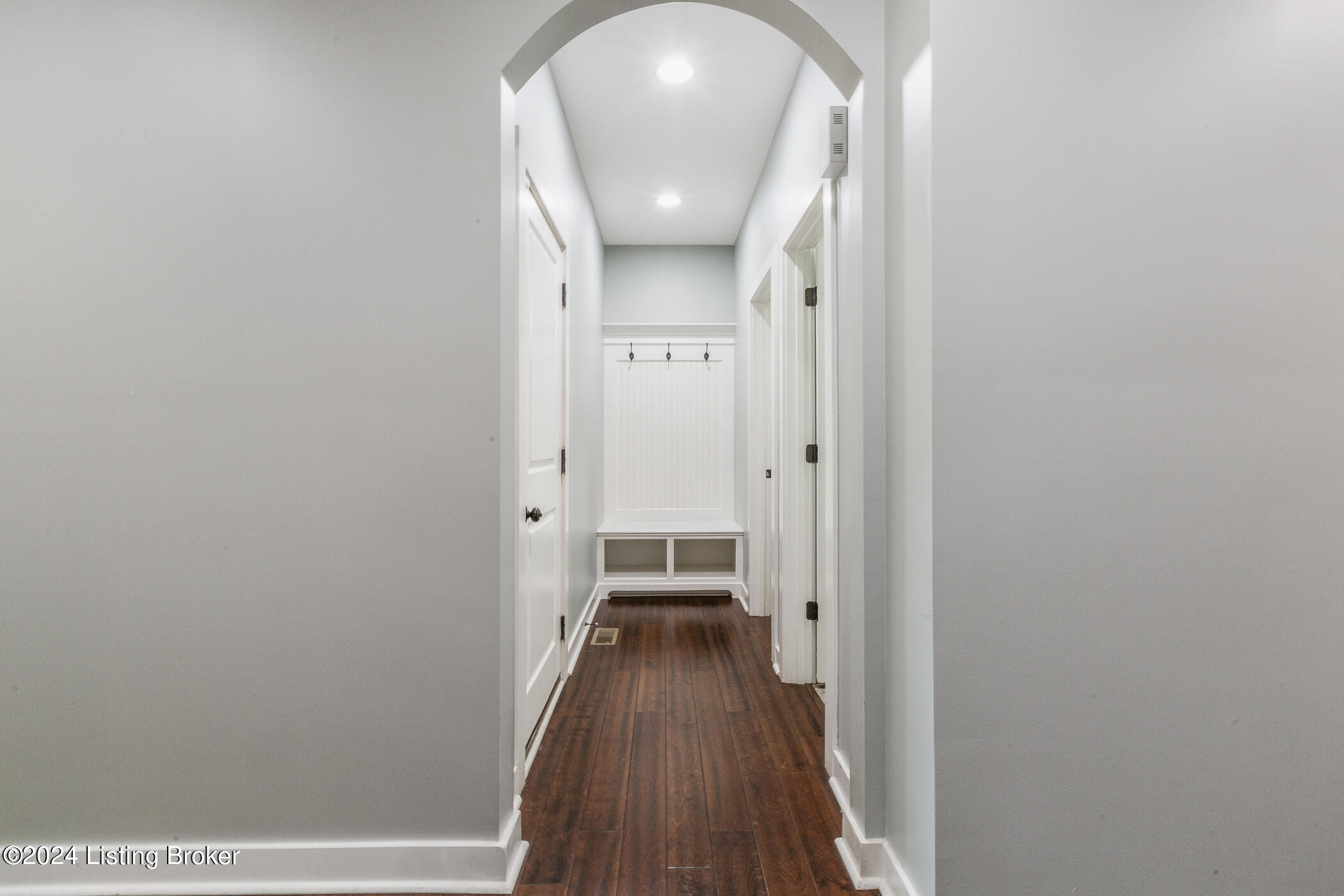 13713 Forest Bend Cir