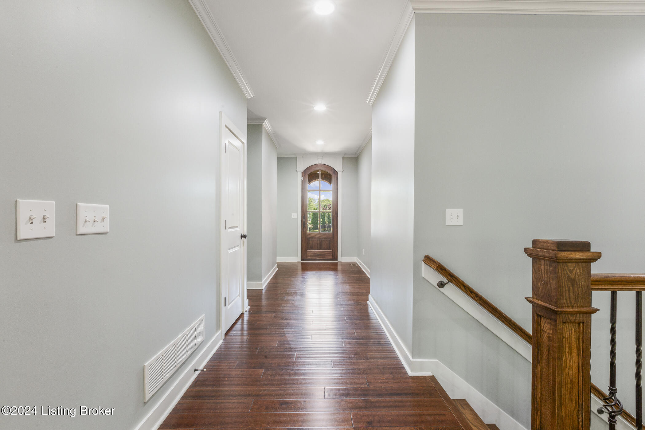 13713 Forest Bend Cir