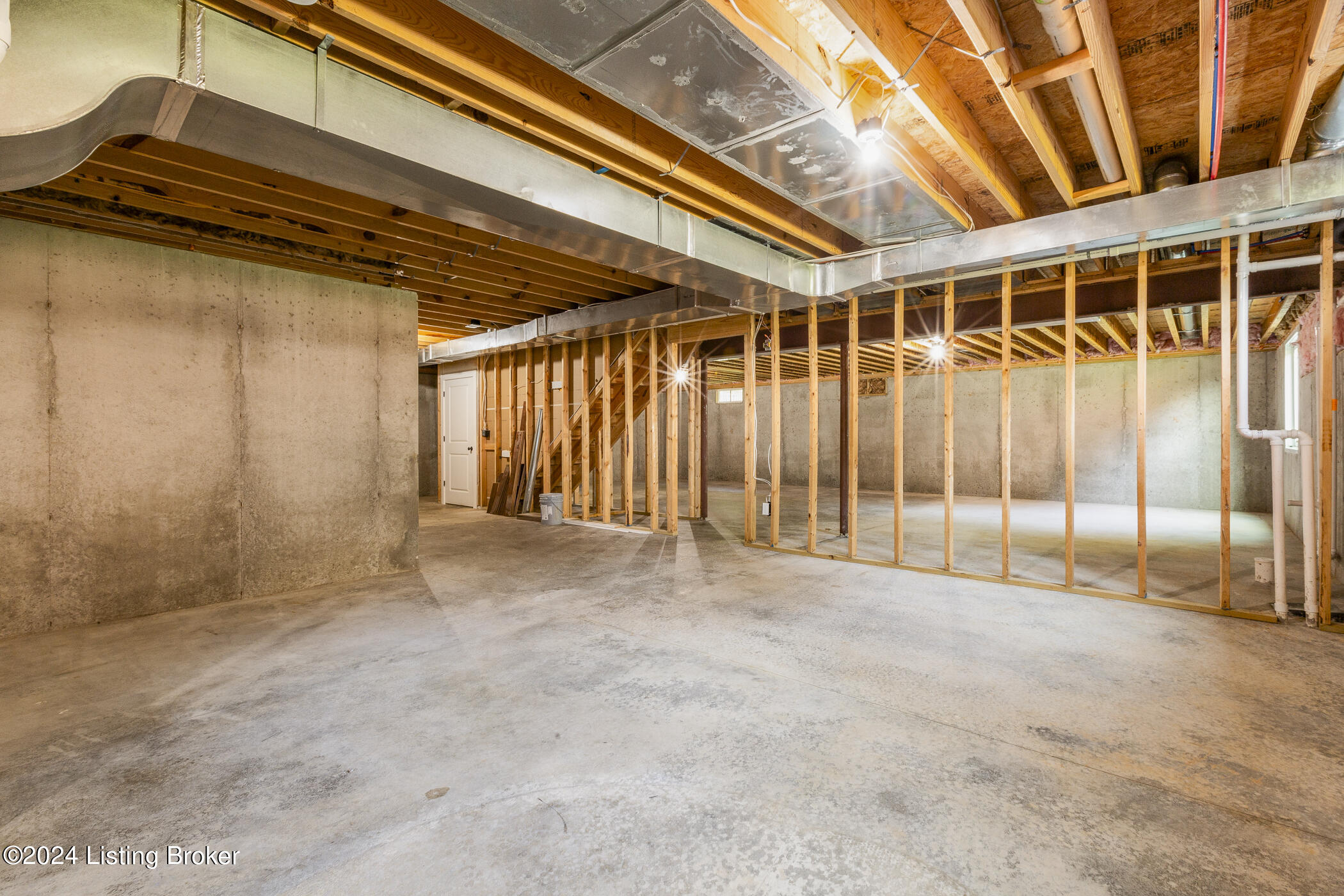 13713 Forest Bend Cir