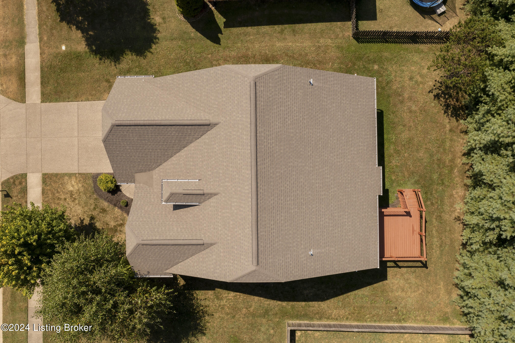 13713 Forest Bend Cir